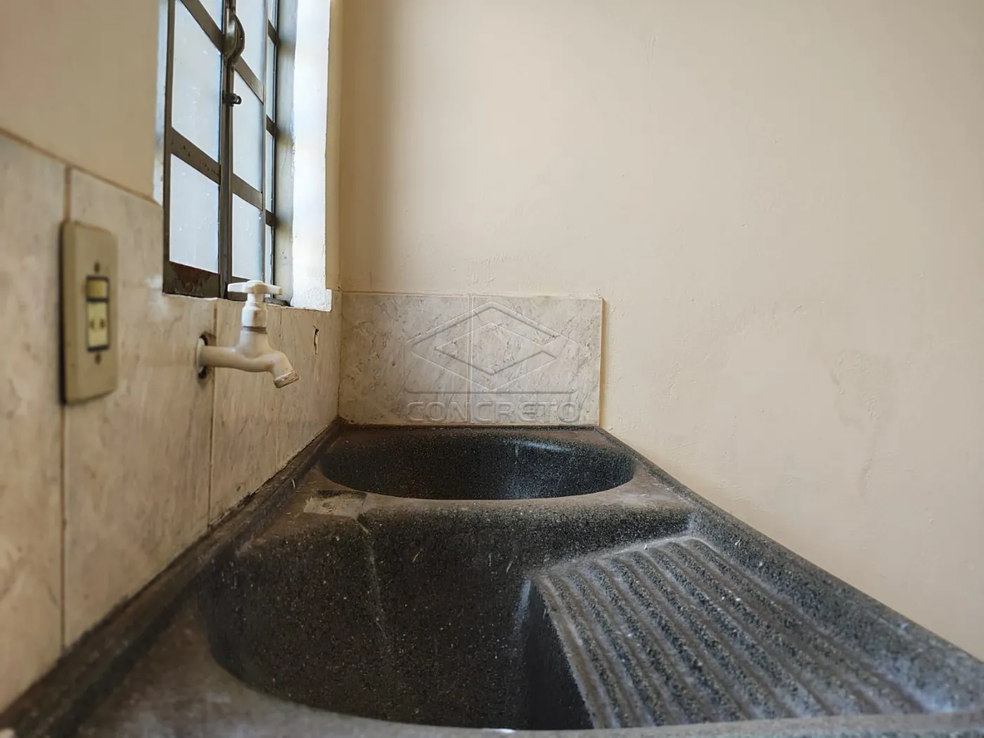 Comprar Casa / Padr&atilde;o em Len&ccedil;&oacute;is Paulista R$ 420.000,00 - Foto 16