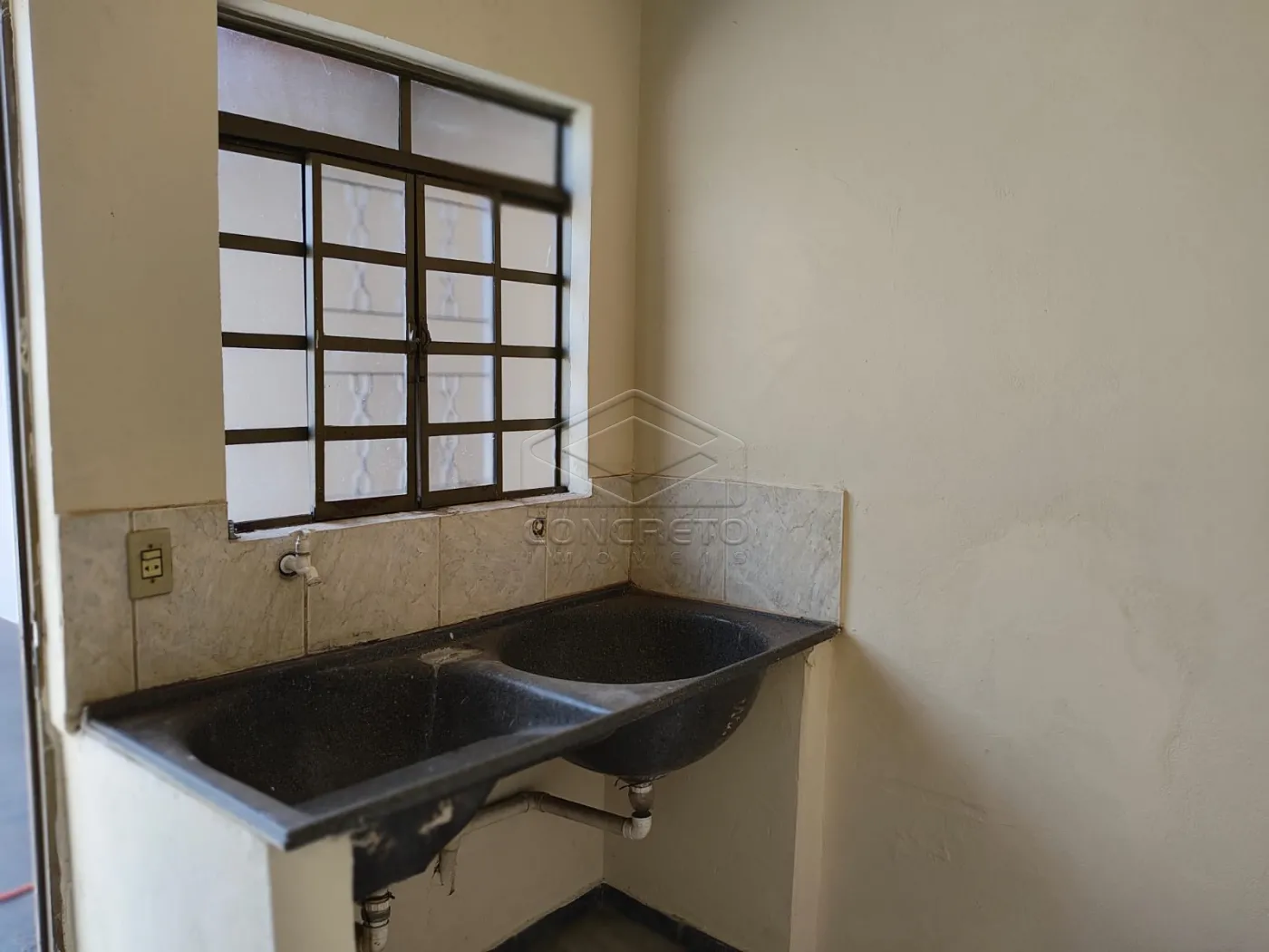 Comprar Casa / Padr&atilde;o em Len&ccedil;&oacute;is Paulista R$ 420.000,00 - Foto 18