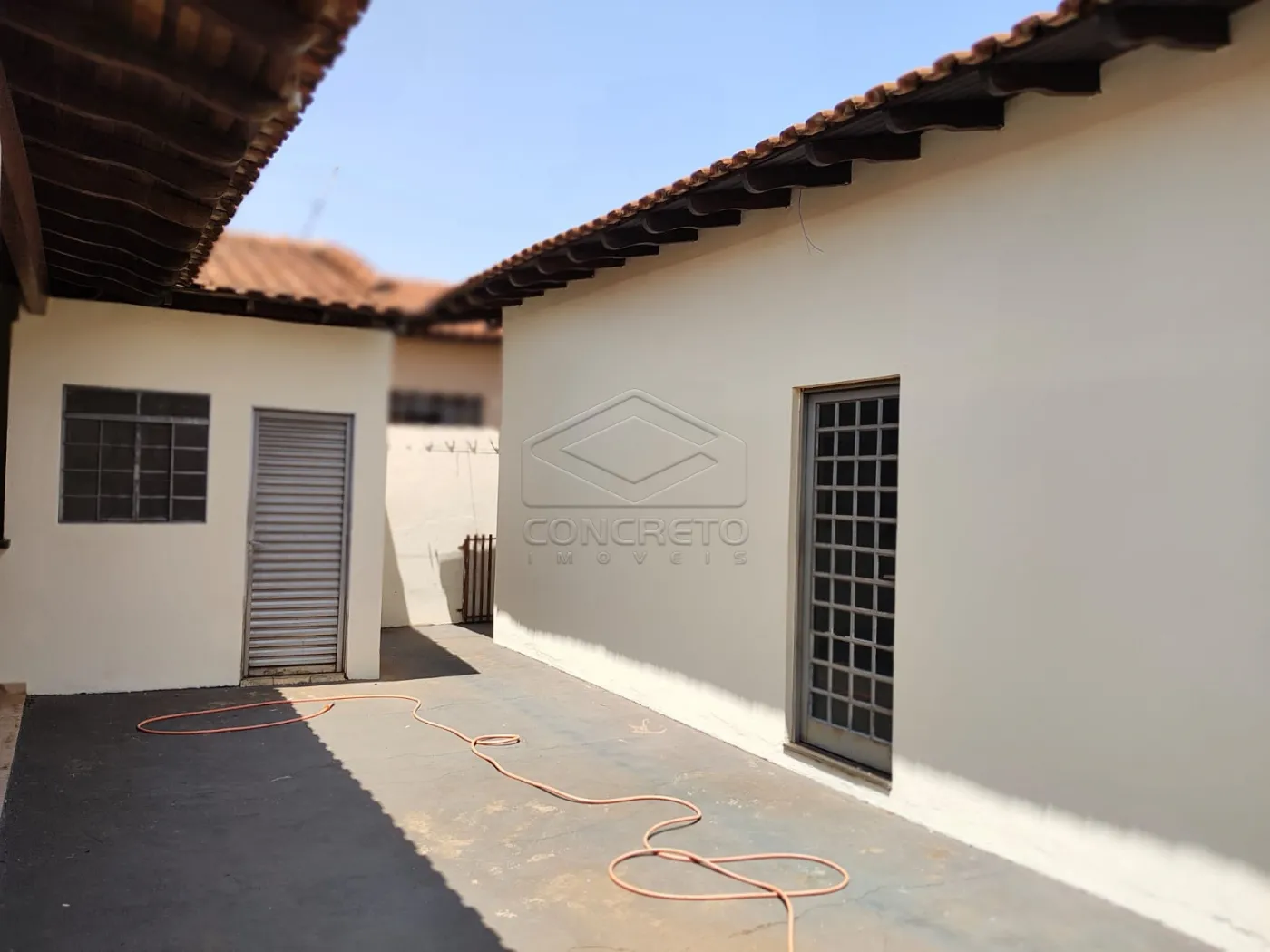 Comprar Casa / Padr&atilde;o em Len&ccedil;&oacute;is Paulista R$ 420.000,00 - Foto 21