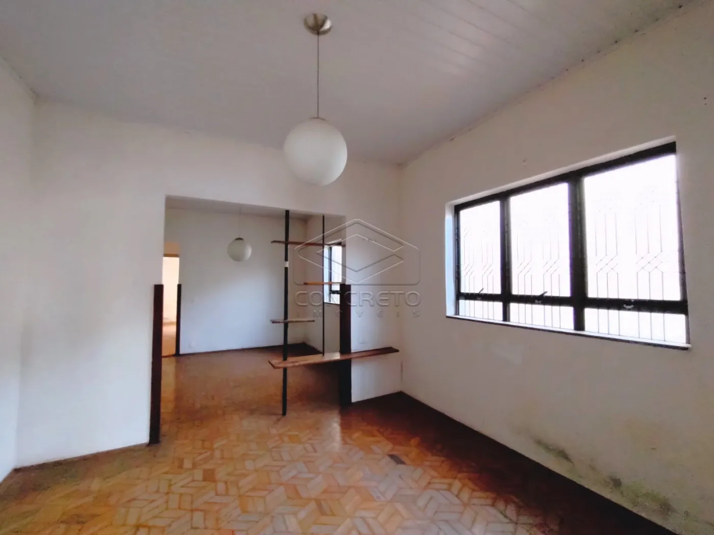 Comprar Casa / Padr&atilde;o em Len&ccedil;&oacute;is Paulista R$ 530.000,00 - Foto 2