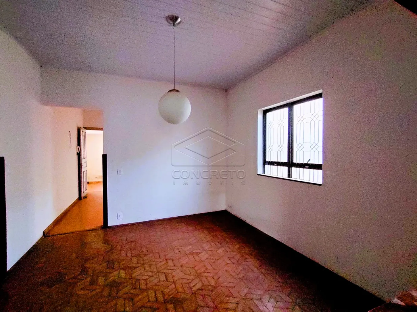 Comprar Casa / Padr&atilde;o em Len&ccedil;&oacute;is Paulista R$ 530.000,00 - Foto 3