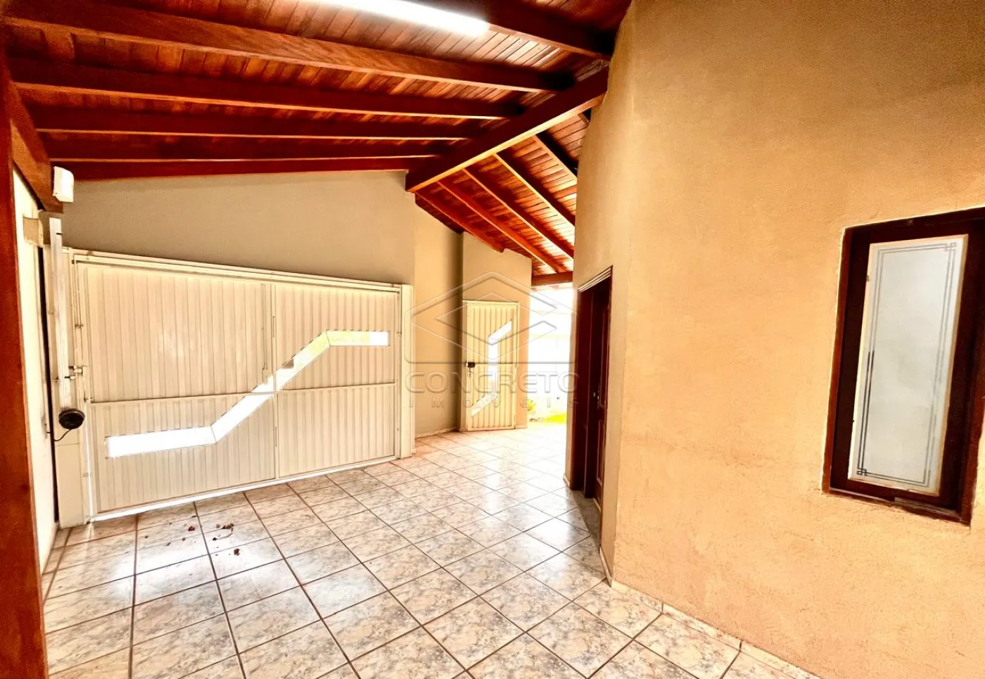 Comprar Casa / Padr&atilde;o em Len&ccedil;&oacute;is Paulista R$ 650.000,00 - Foto 1