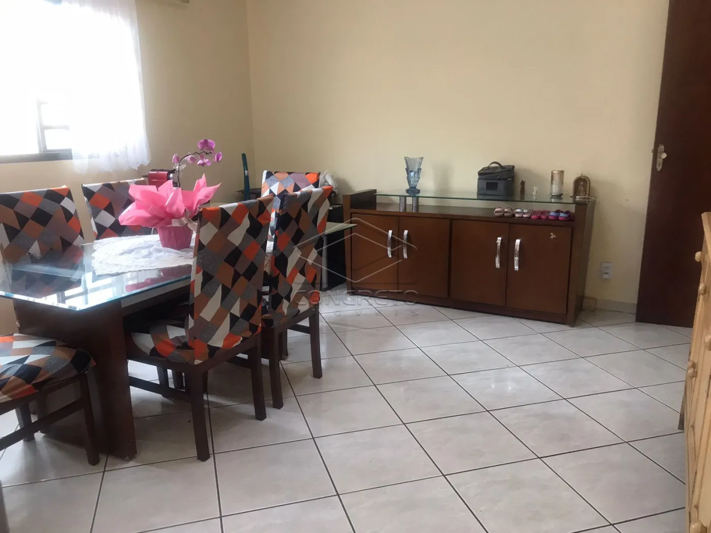 Comprar Casa / Padr&atilde;o em Len&ccedil;&oacute;is Paulista R$ 590.000,00 - Foto 6