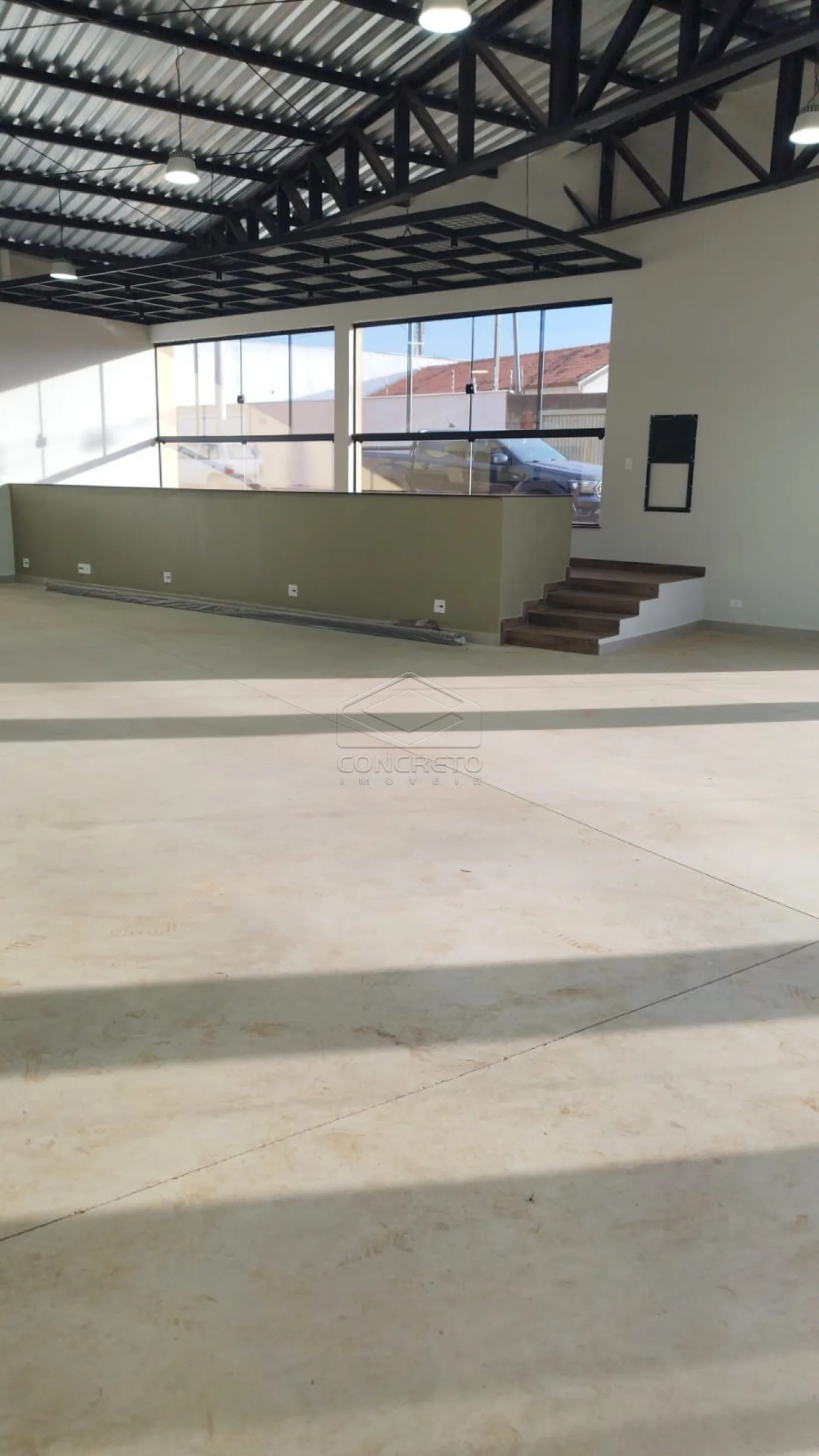 Alugar Comercial / Sal&atilde;o em Len&ccedil;&oacute;is Paulista R$ 8.000,00 - Foto 3