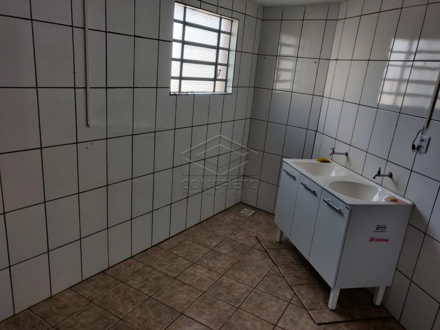 Alugar Casa / Padr&atilde;o em Len&ccedil;&oacute;is Paulista R$ 1.600,00 - Foto 5