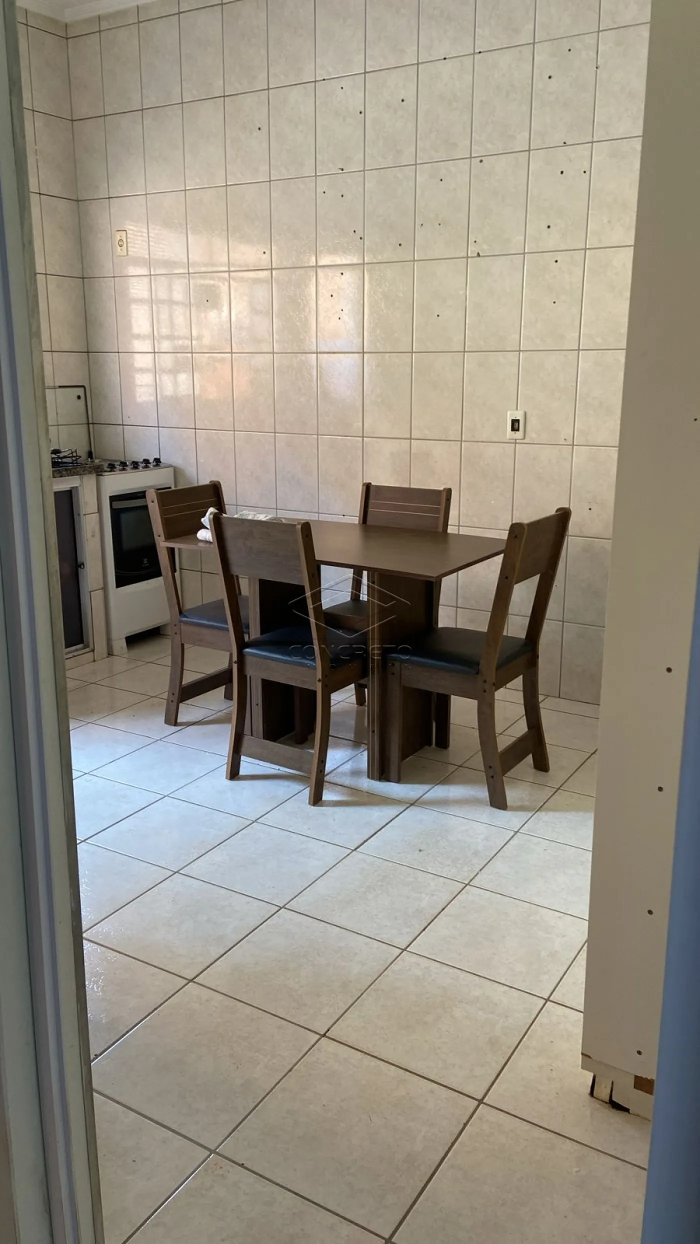 Comprar Casa / Padr&atilde;o em Len&ccedil;&oacute;is Paulista R$ 330.000,00 - Foto 5