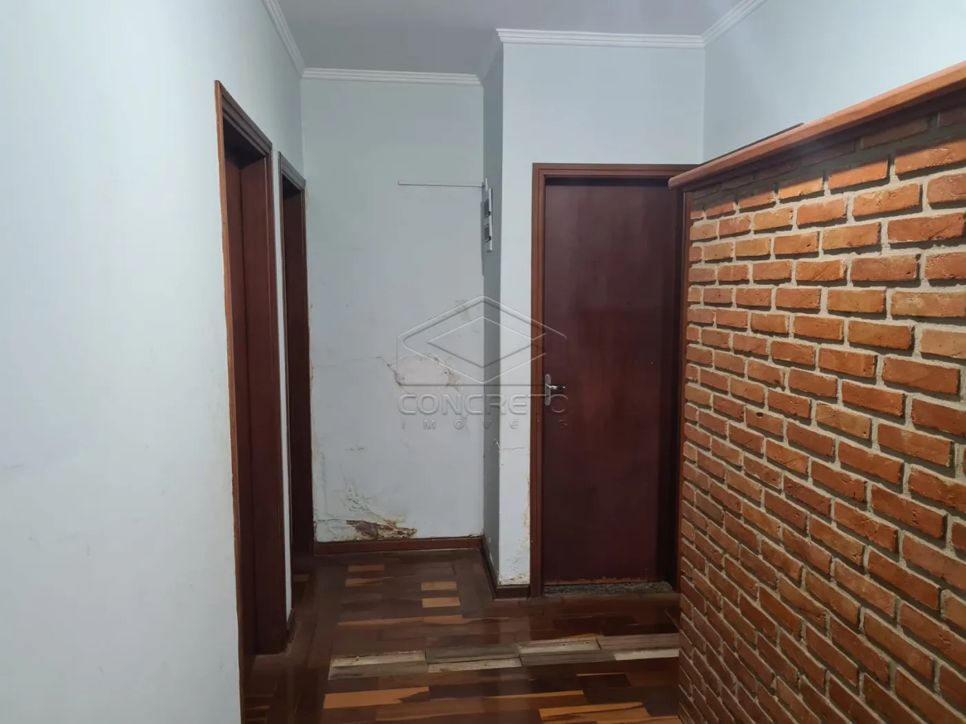 Comprar Casa / Padr&atilde;o em Len&ccedil;&oacute;is Paulista R$ 570.000,00 - Foto 17