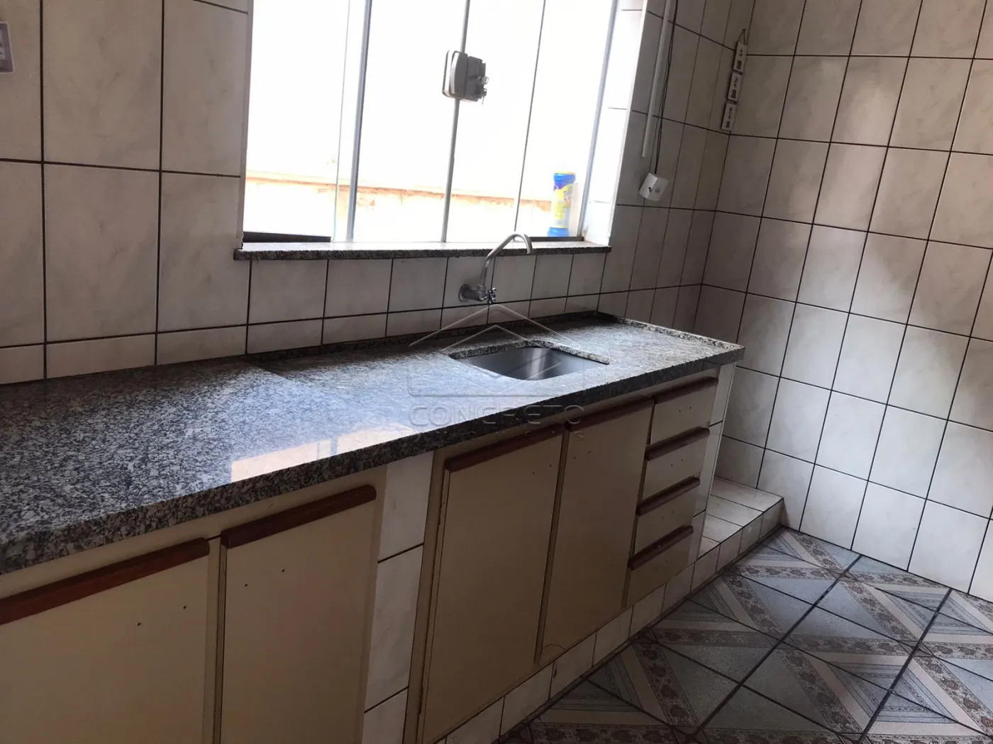 Alugar Casa / Sobrado em Len&ccedil;&oacute;is Paulista R$ 2.000,00 - Foto 6