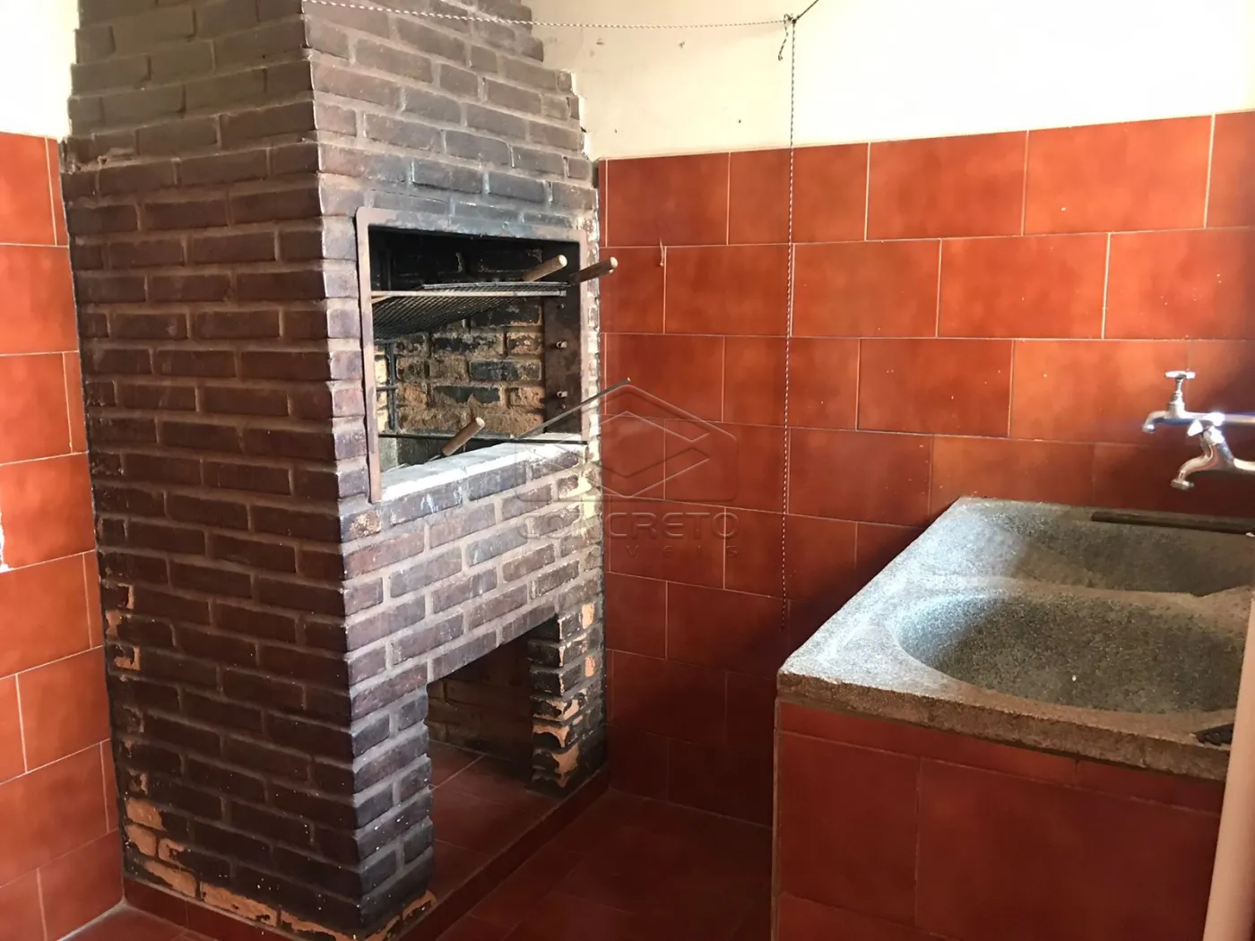 Alugar Casa / Sobrado em Len&ccedil;&oacute;is Paulista R$ 2.000,00 - Foto 8