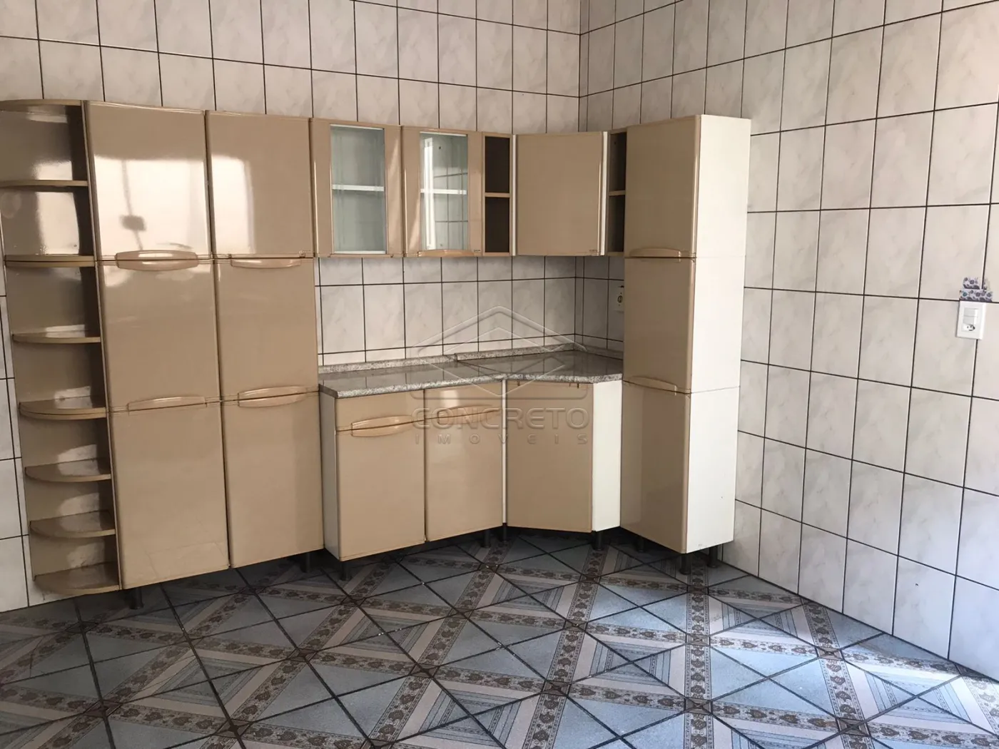 Alugar Casa / Sobrado em Len&ccedil;&oacute;is Paulista R$ 2.000,00 - Foto 9