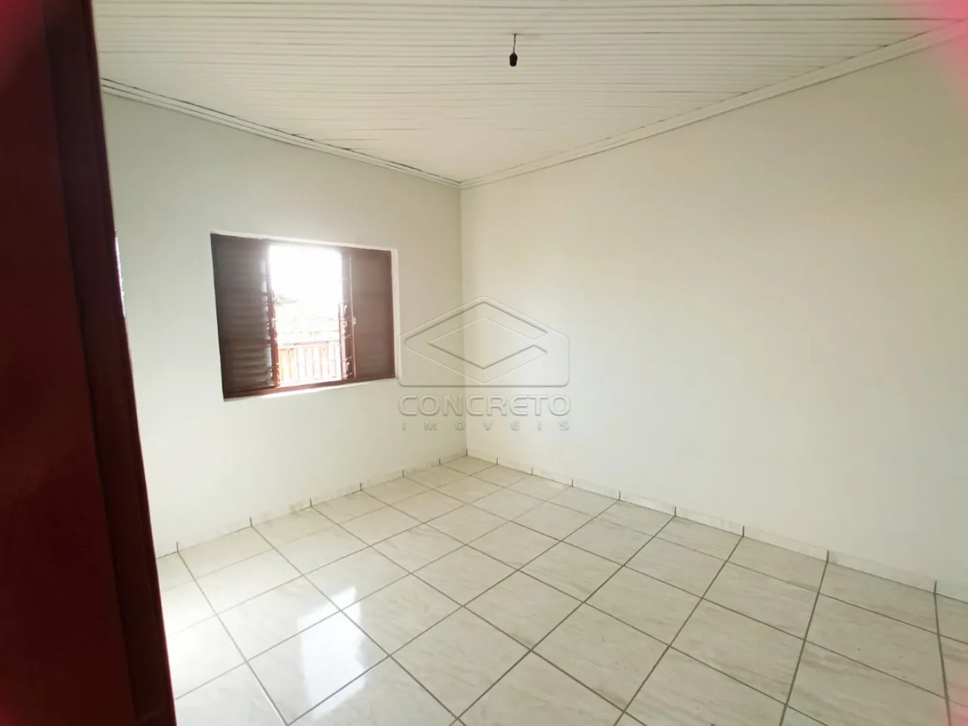 Comprar Casa / Resid&ecirc;ncia em Len&ccedil;&oacute;is Paulista R$ 200.000,00 - Foto 6