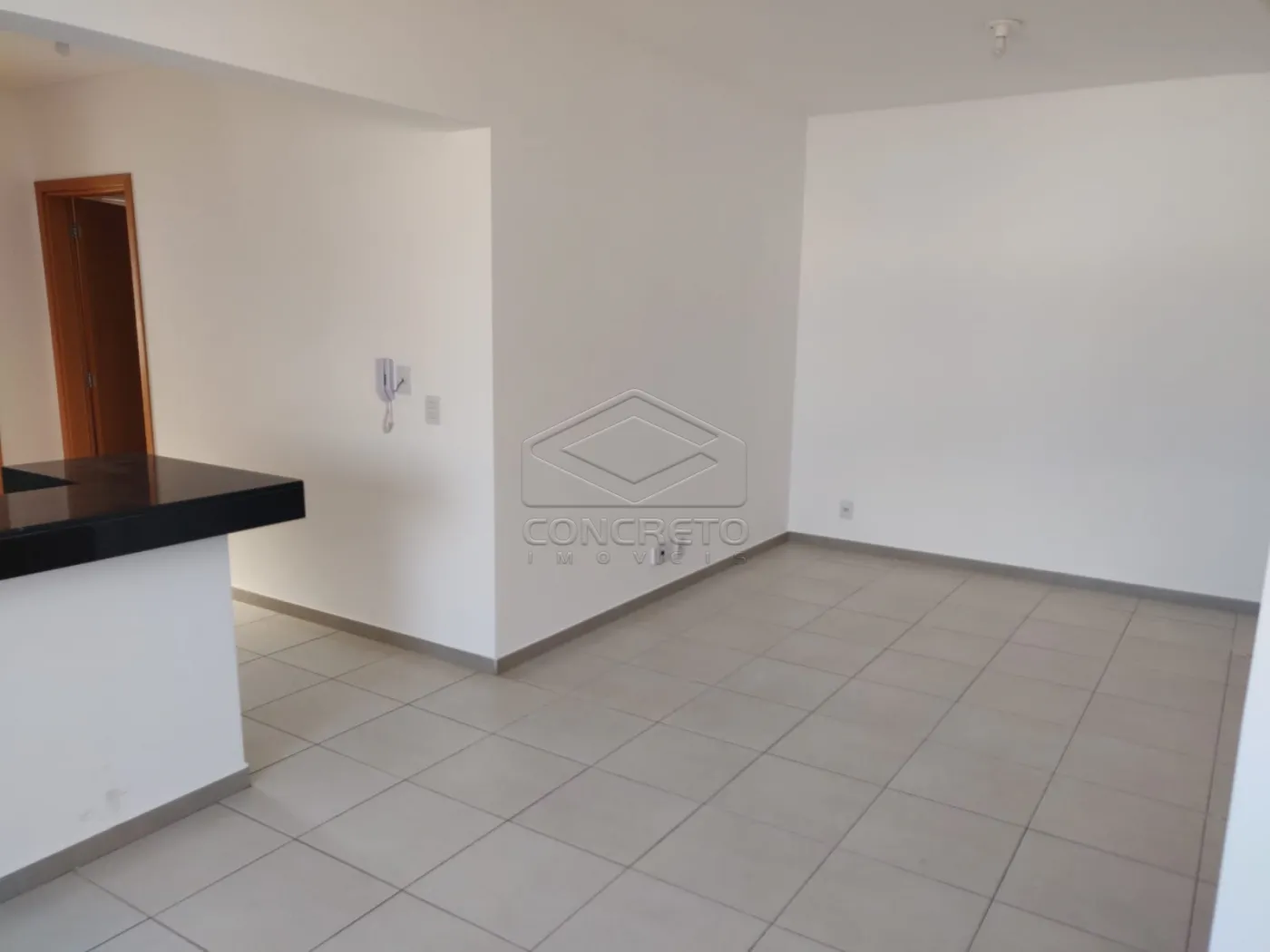 Alugar Apartamento / Padr&atilde;o em Len&ccedil;&oacute;is Paulista R$ 2.350,00 - Foto 3