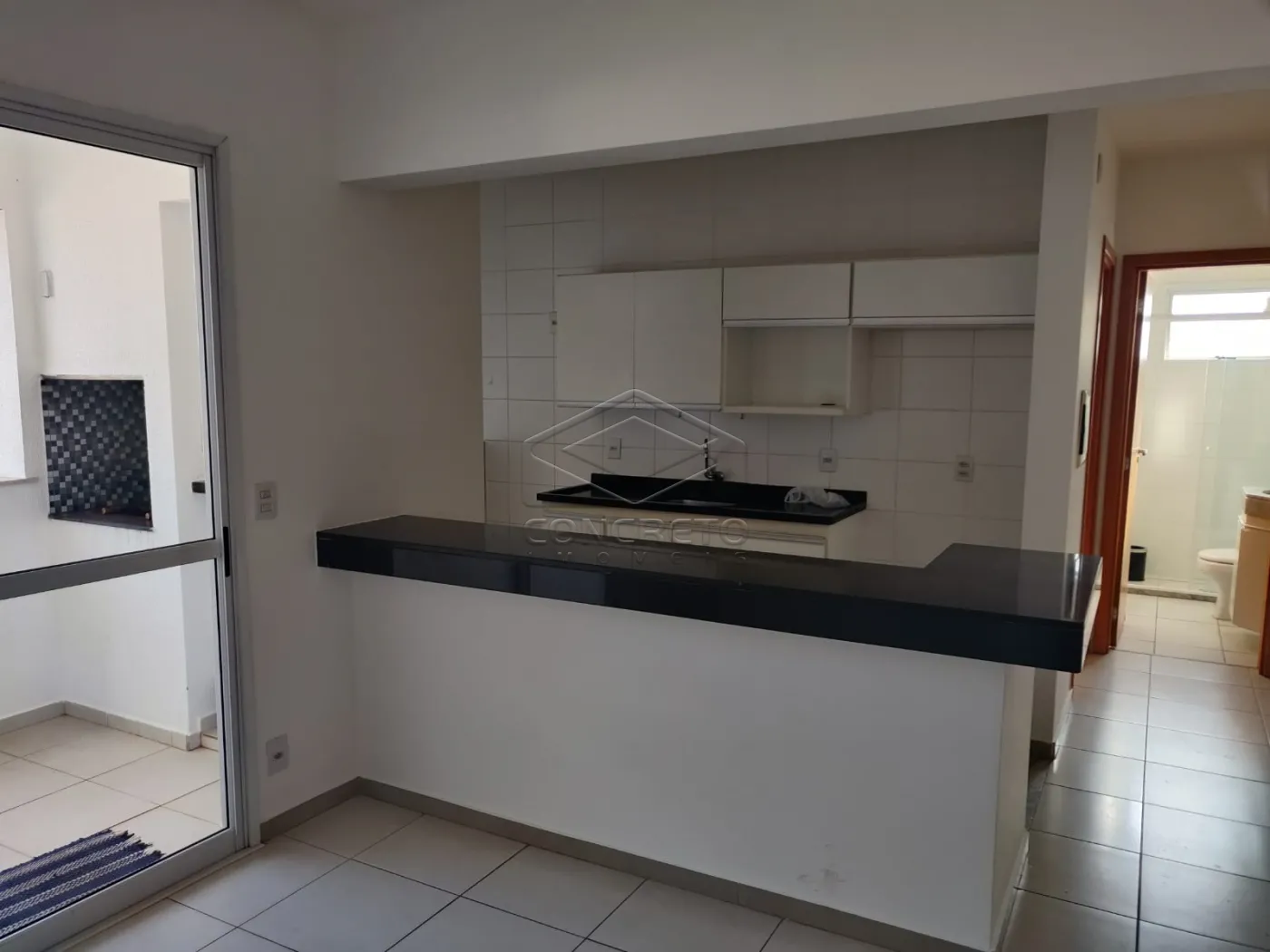Alugar Apartamento / Padr&atilde;o em Len&ccedil;&oacute;is Paulista R$ 2.350,00 - Foto 4
