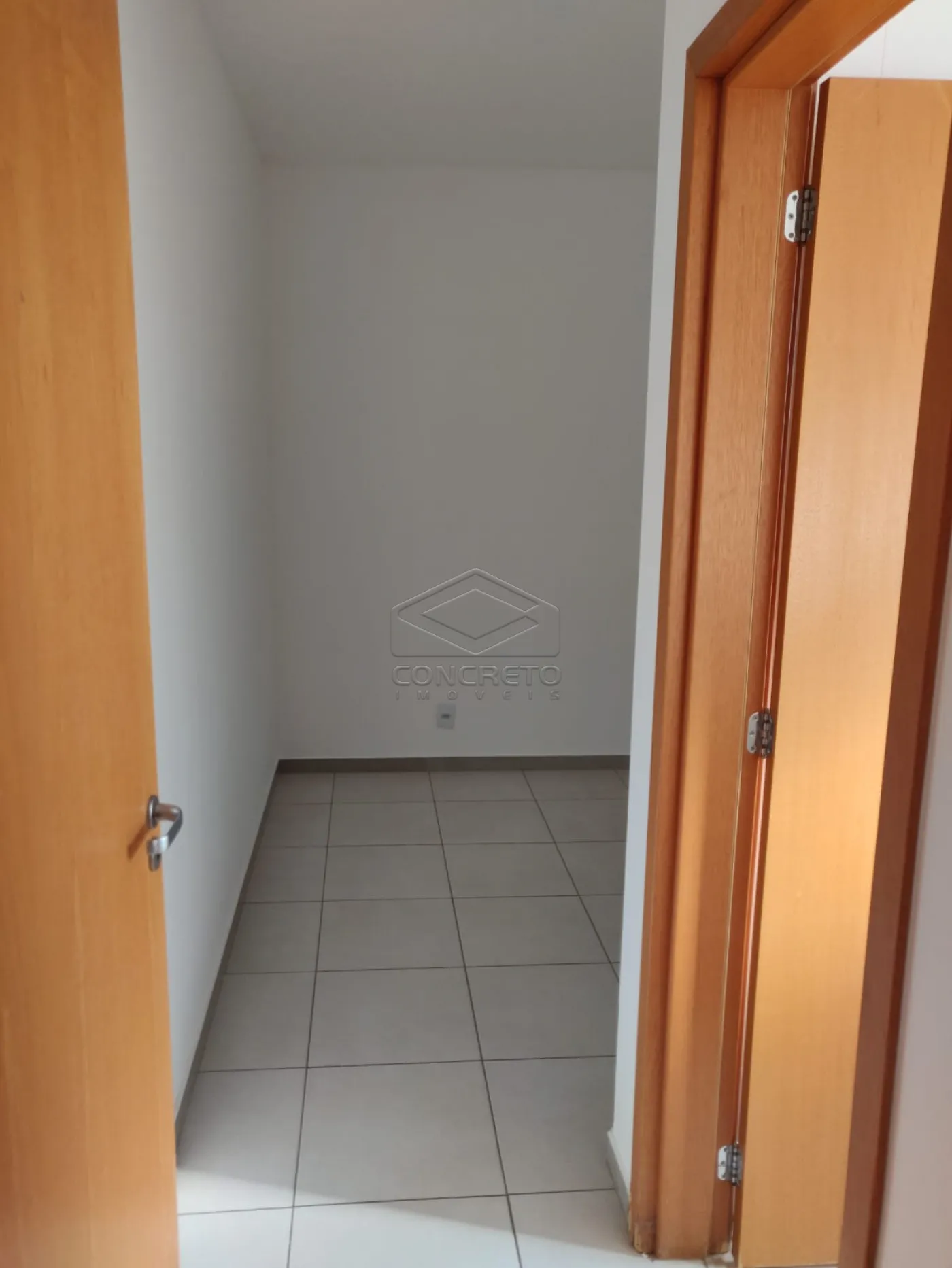 Alugar Apartamento / Padr&atilde;o em Len&ccedil;&oacute;is Paulista R$ 2.350,00 - Foto 9