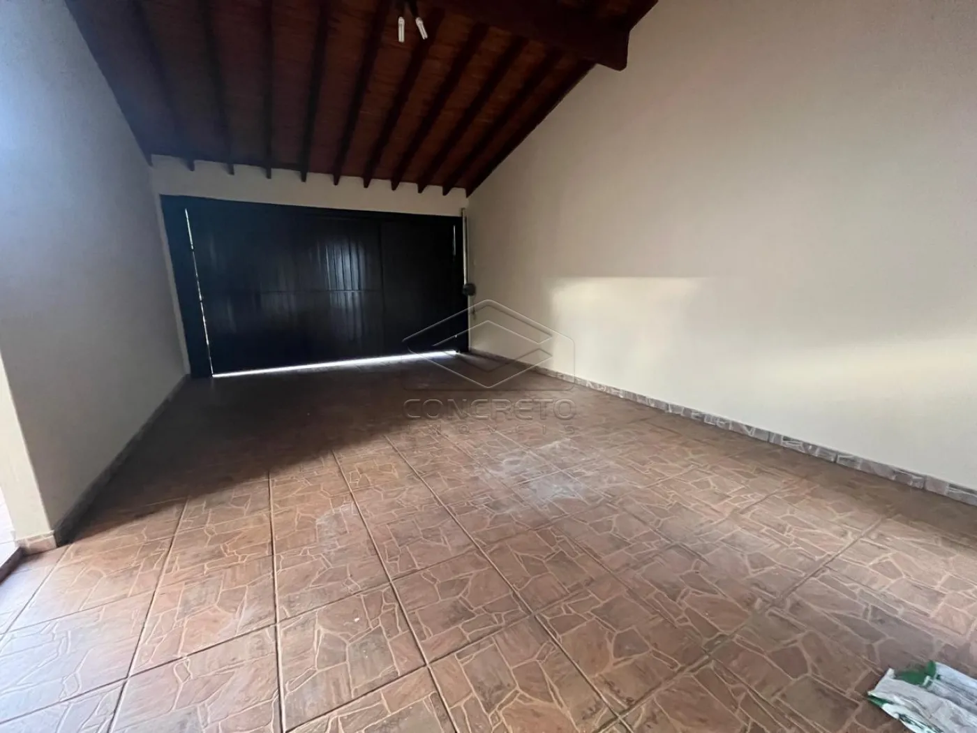 Alugar Casa / Padr&atilde;o em Len&ccedil;&oacute;is Paulista R$ 1.700,00 - Foto 14