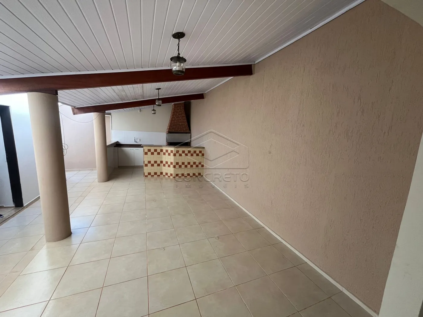 Alugar Casa / Padr&atilde;o em Len&ccedil;&oacute;is Paulista R$ 3.000,00 - Foto 2