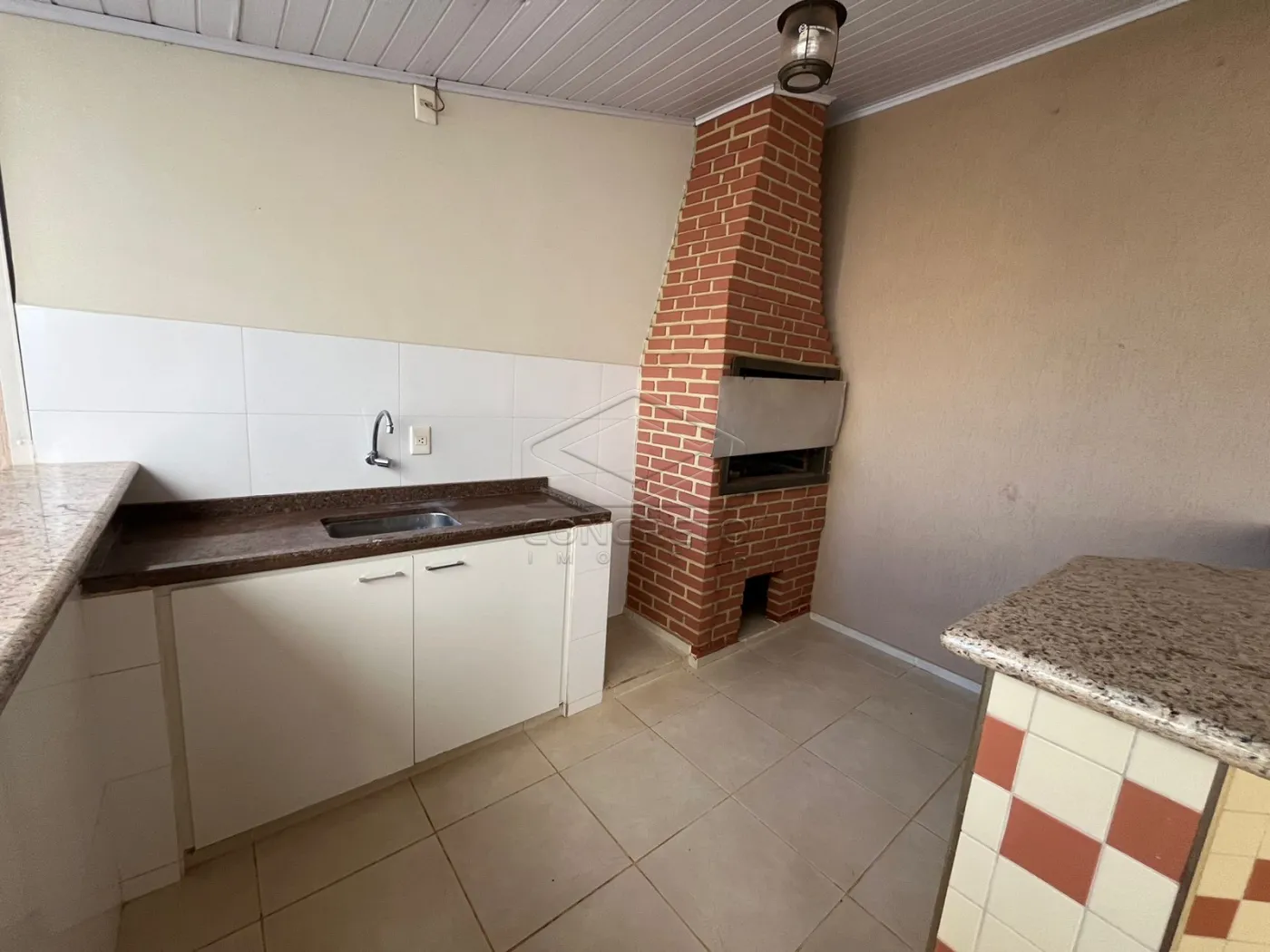 Alugar Casa / Padr&atilde;o em Len&ccedil;&oacute;is Paulista R$ 3.000,00 - Foto 6