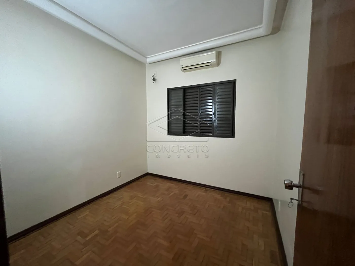 Alugar Casa / Padr&atilde;o em Len&ccedil;&oacute;is Paulista R$ 3.000,00 - Foto 12