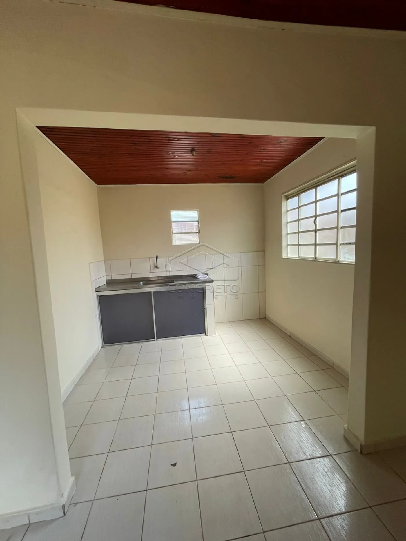 Alugar Casa / Padr&atilde;o em Len&ccedil;&oacute;is Paulista R$ 1.500,00 - Foto 8