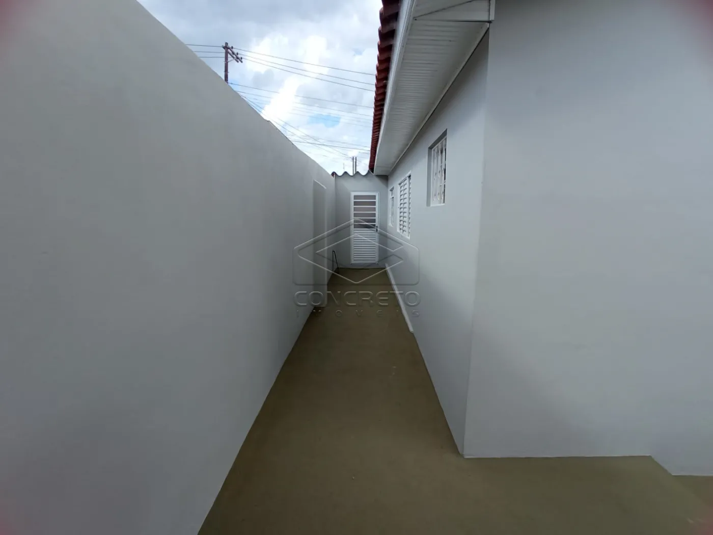 Alugar Casa / Padr&atilde;o em Len&ccedil;&oacute;is Paulista R$ 2.000,00 - Foto 5