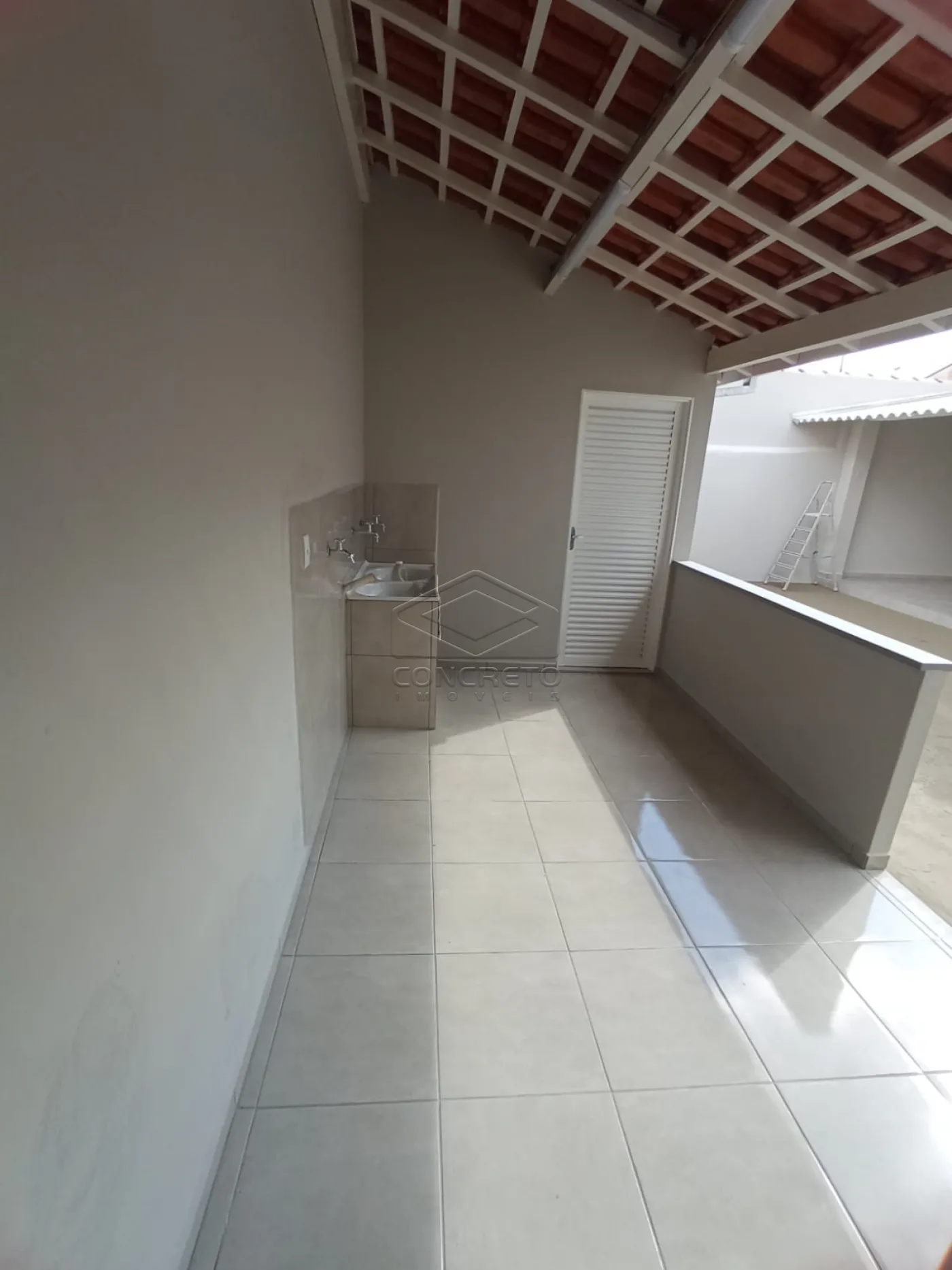 Alugar Casa / Padr&atilde;o em Len&ccedil;&oacute;is Paulista R$ 2.000,00 - Foto 7