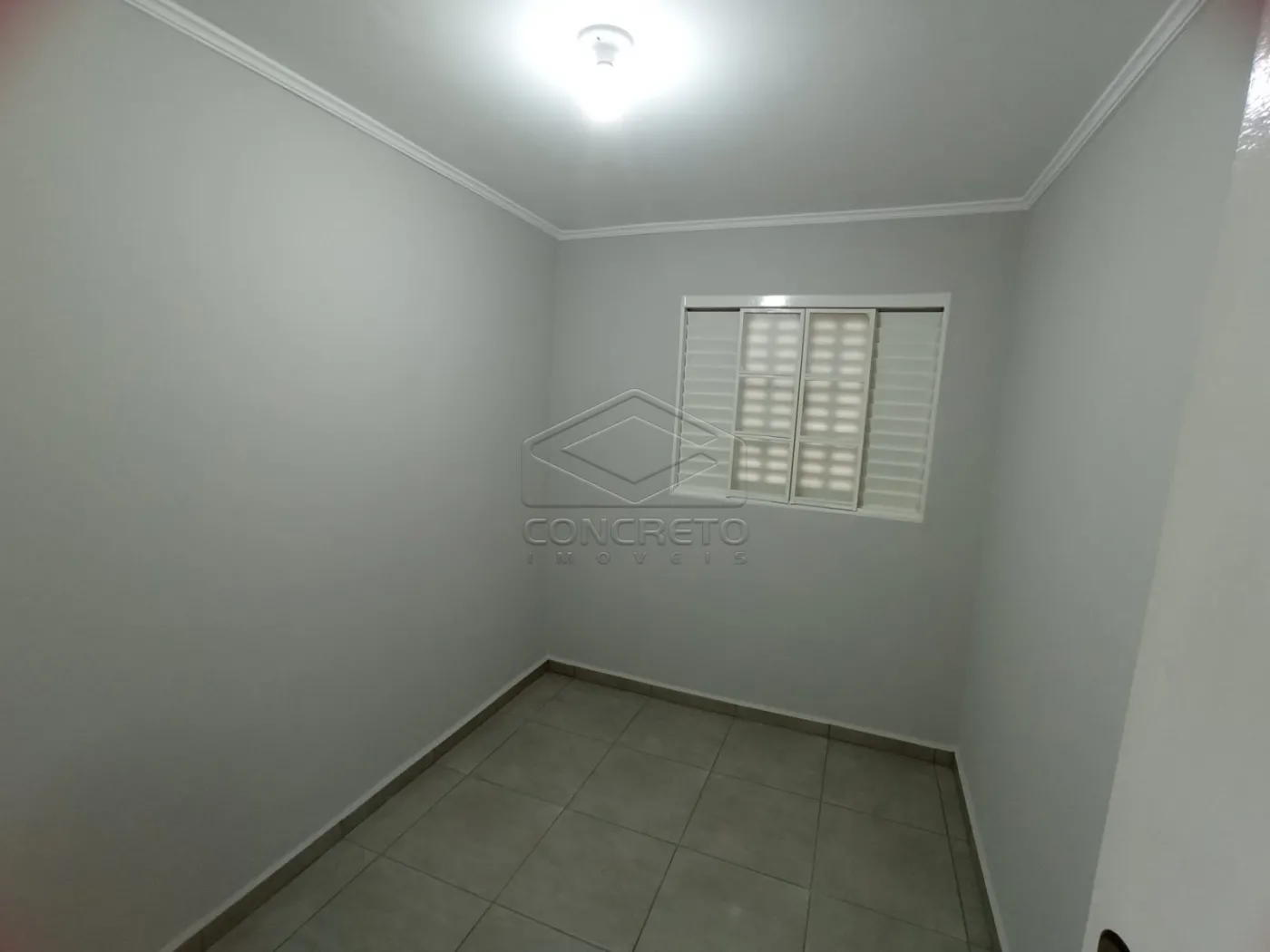 Alugar Casa / Padr&atilde;o em Len&ccedil;&oacute;is Paulista R$ 2.000,00 - Foto 18