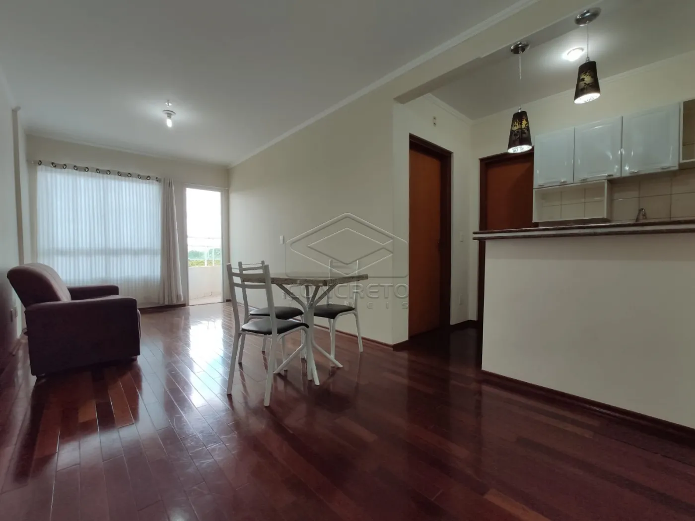 Alugar Apartamento / Padr&atilde;o em Ja&uacute; R$ 1.400,00 - Foto 1