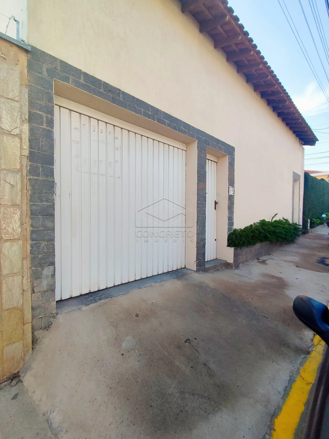 Alugar Casa / Padr&atilde;o em Bauru R$ 3.000,00 - Foto 1