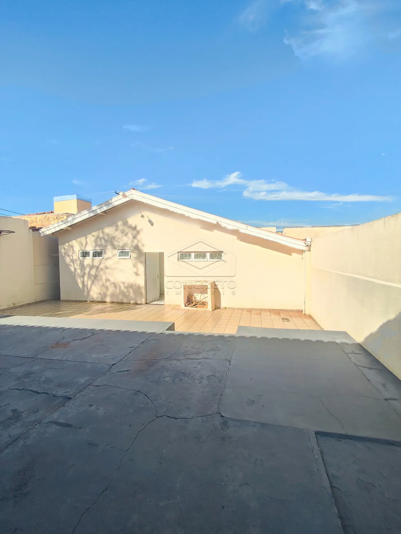 Alugar Casa / Padr&atilde;o em Bauru R$ 3.000,00 - Foto 2