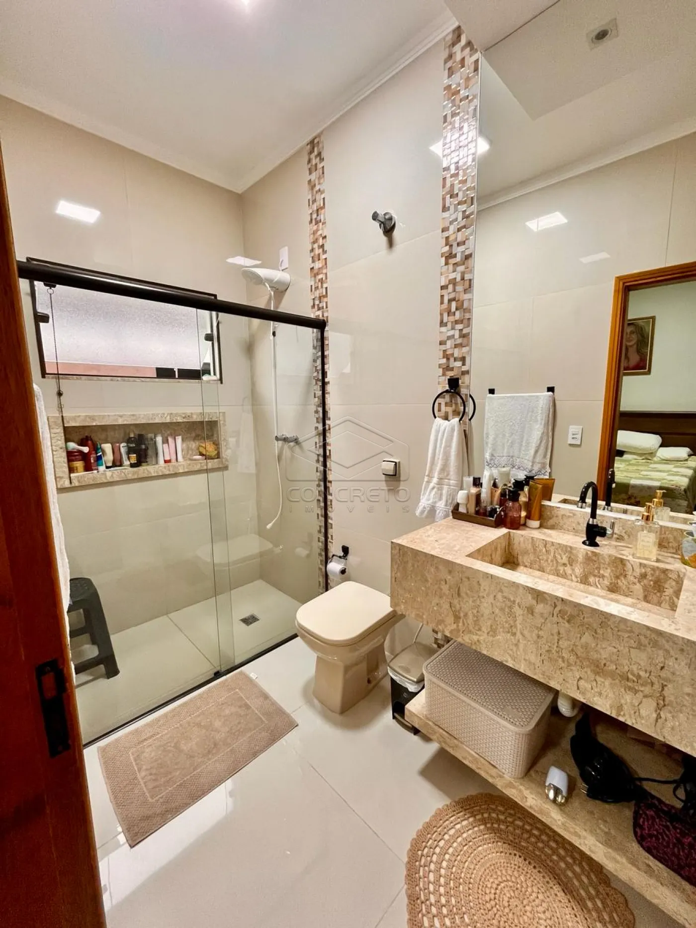 Comprar Casa / Padr&atilde;o em Len&ccedil;&oacute;is Paulista R$ 780.000,00 - Foto 3