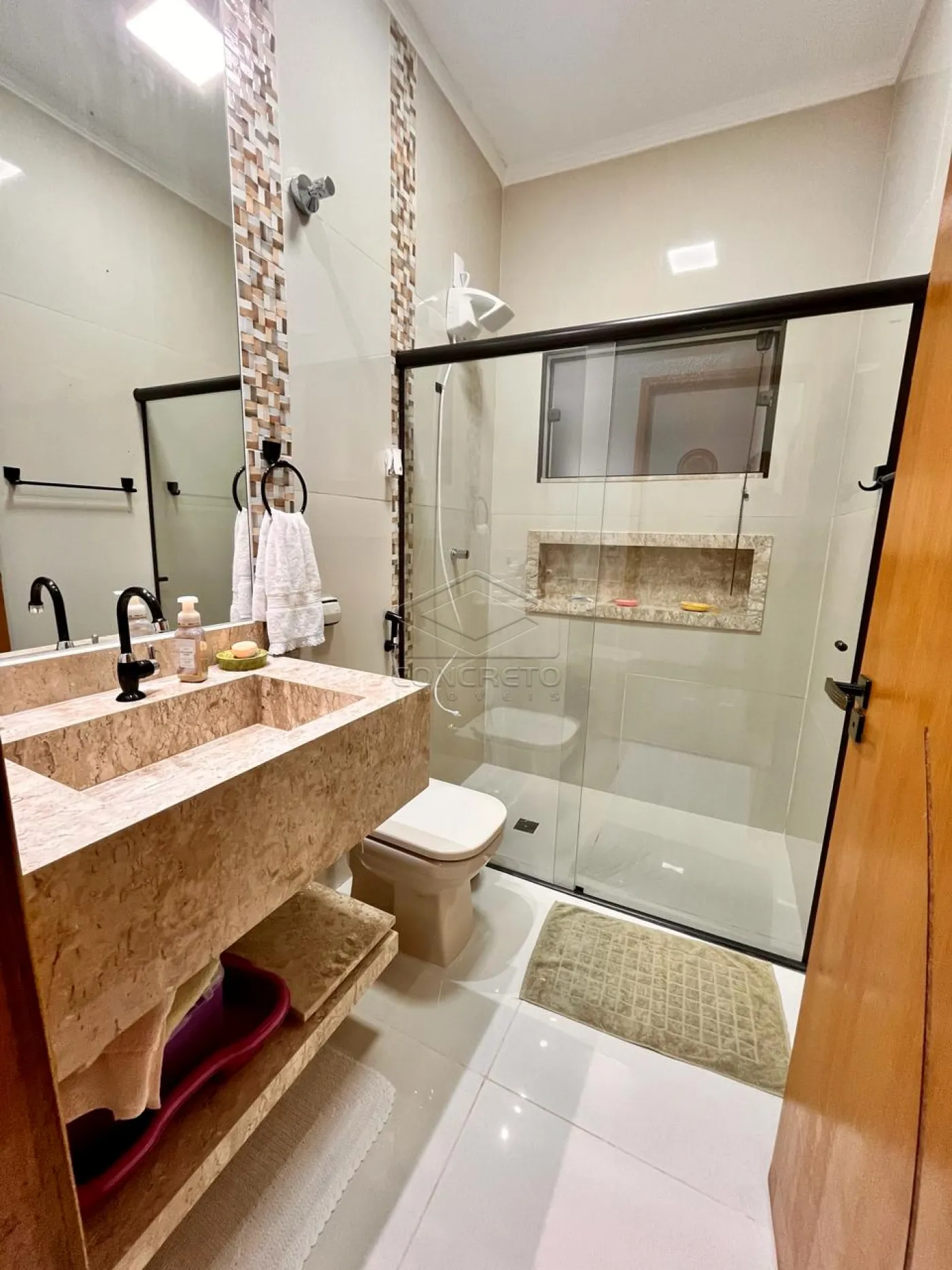 Comprar Casa / Padr&atilde;o em Len&ccedil;&oacute;is Paulista R$ 780.000,00 - Foto 6