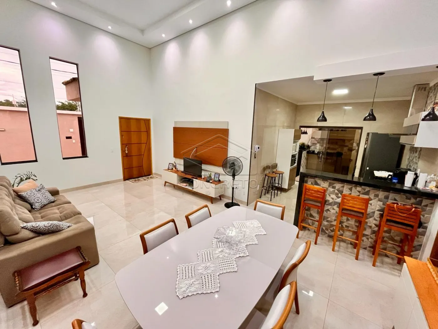 Comprar Casa / Padr&atilde;o em Len&ccedil;&oacute;is Paulista R$ 780.000,00 - Foto 8
