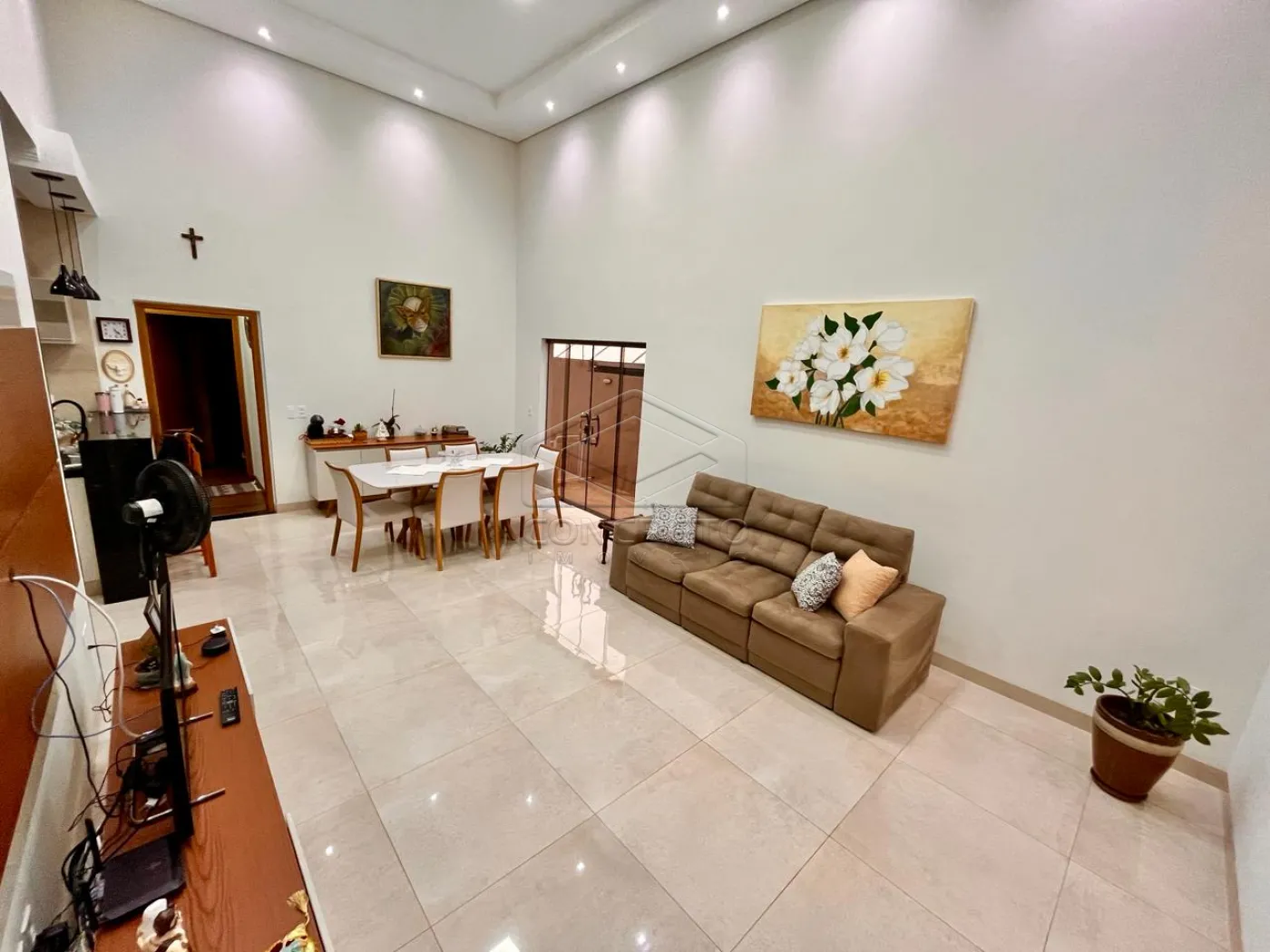 Comprar Casa / Padr&atilde;o em Len&ccedil;&oacute;is Paulista R$ 780.000,00 - Foto 9