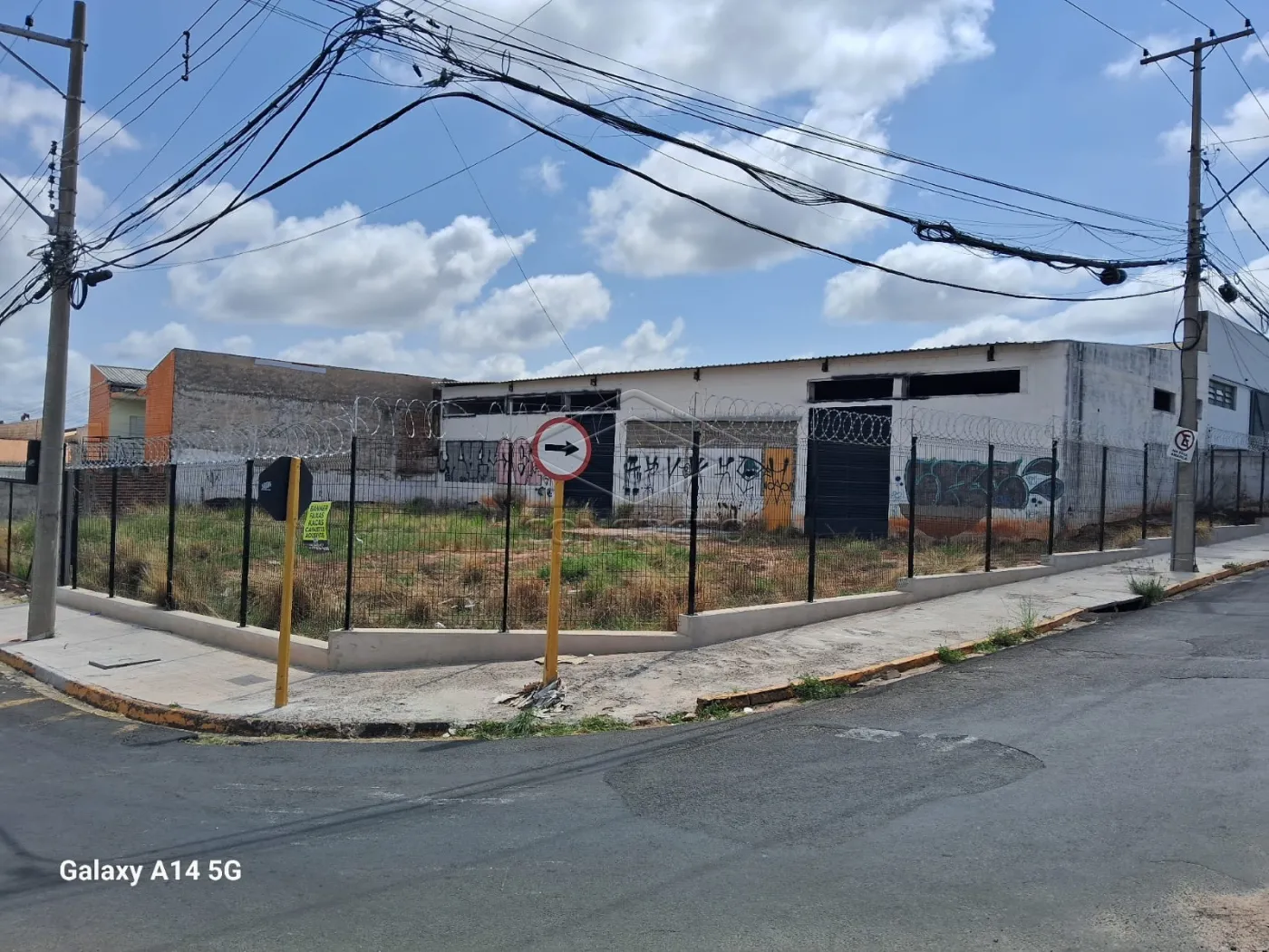 Alugar Rural / Galp&amp;atilde;o em Bauru R$ 12.000,00 - Foto 2