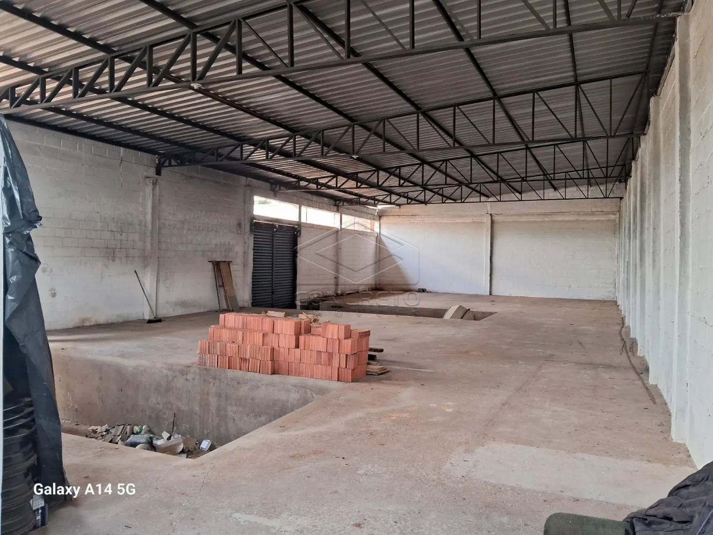 Alugar Rural / Galp&amp;atilde;o em Bauru R$ 12.000,00 - Foto 14