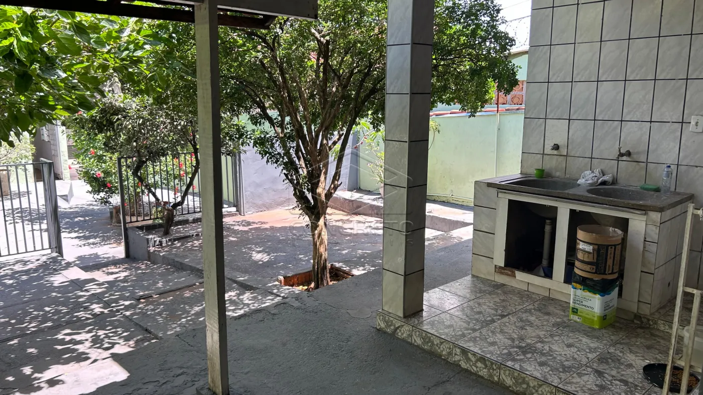 Comprar Casa / Padr&atilde;o em Bauru R$ 300.000,00 - Foto 4