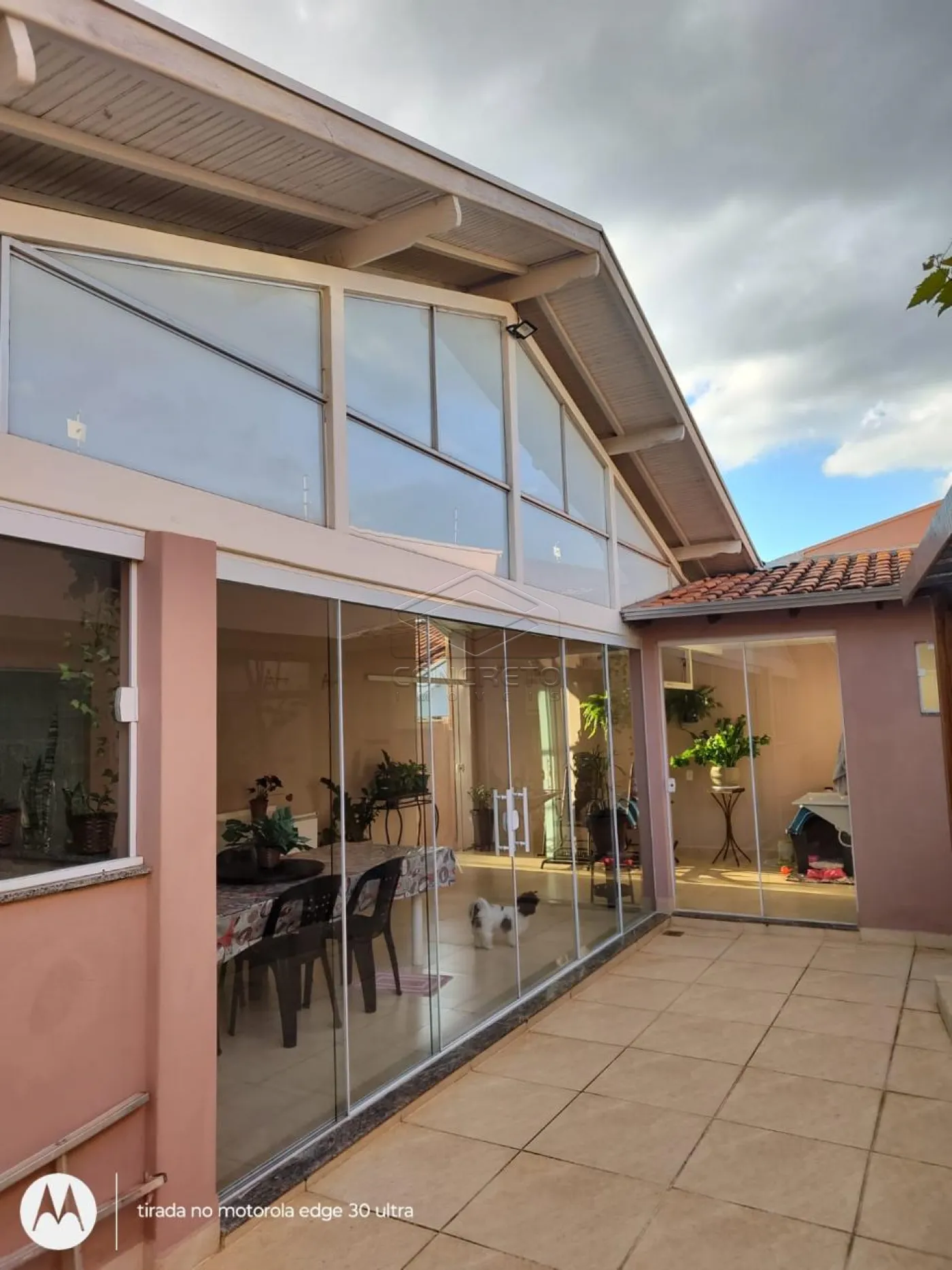 Comprar Casa / Resid&ecirc;ncia em Len&ccedil;&oacute;is Paulista R$ 850.000,00 - Foto 2