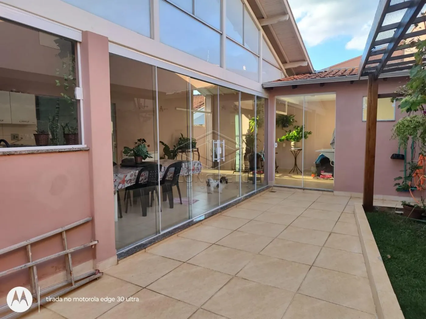 Comprar Casa / Resid&ecirc;ncia em Len&ccedil;&oacute;is Paulista R$ 850.000,00 - Foto 3