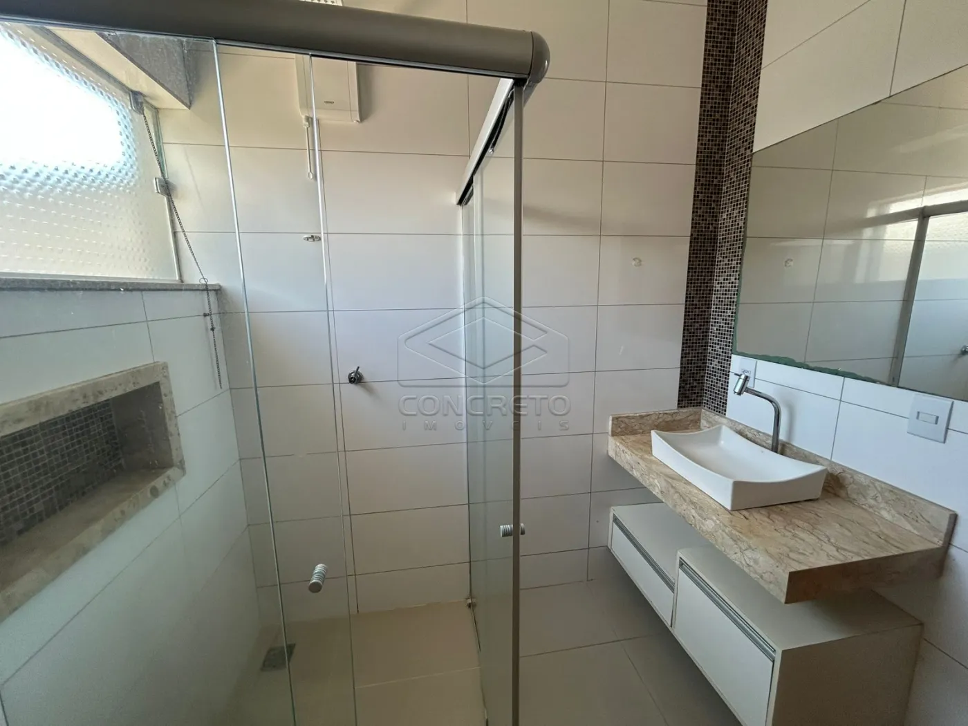 Alugar Casa / Padr&atilde;o em Len&ccedil;&oacute;is Paulista R$ 3.900,00 - Foto 5