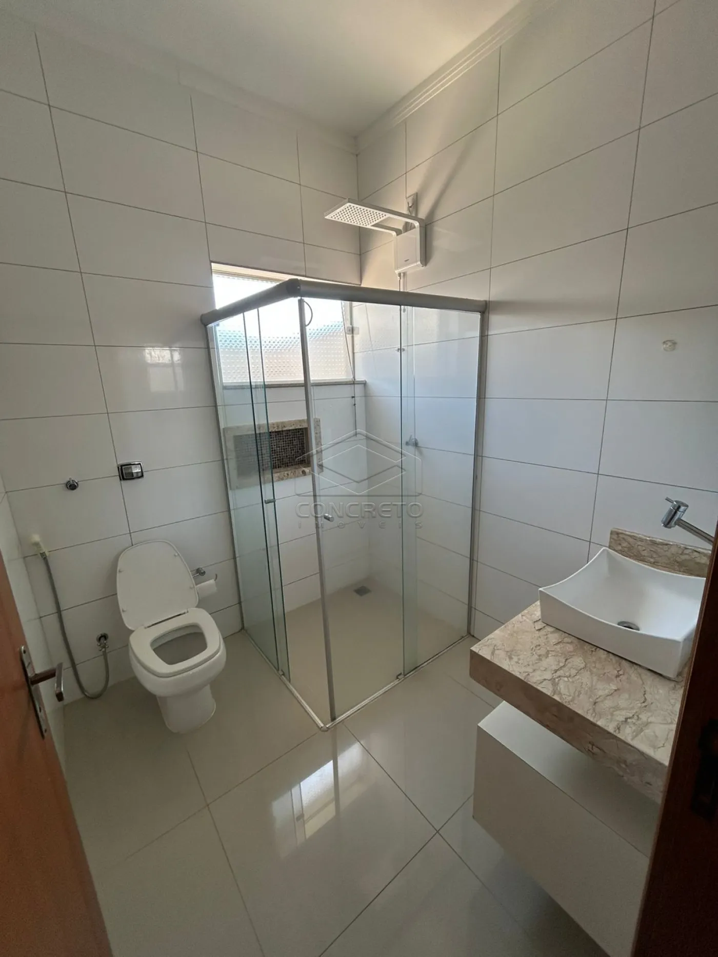 Alugar Casa / Padr&atilde;o em Len&ccedil;&oacute;is Paulista R$ 3.900,00 - Foto 6