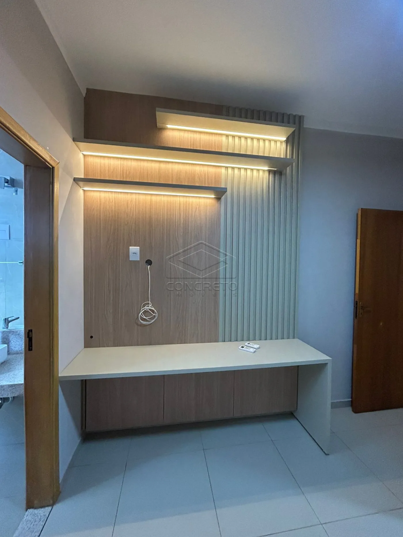 Alugar Casa / Padr&atilde;o em Len&ccedil;&oacute;is Paulista R$ 3.900,00 - Foto 11