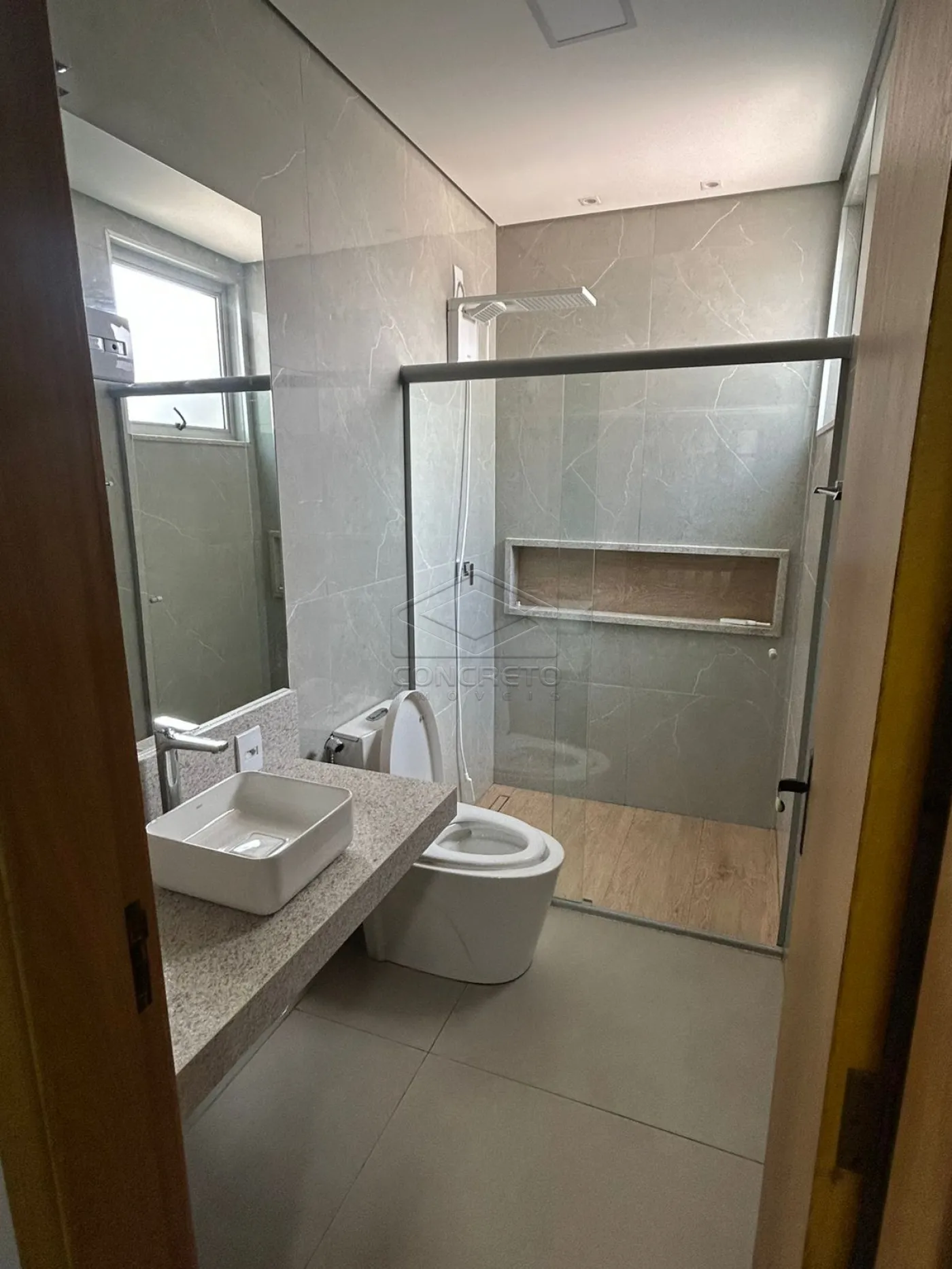 Alugar Casa / Padr&atilde;o em Len&ccedil;&oacute;is Paulista R$ 3.900,00 - Foto 13