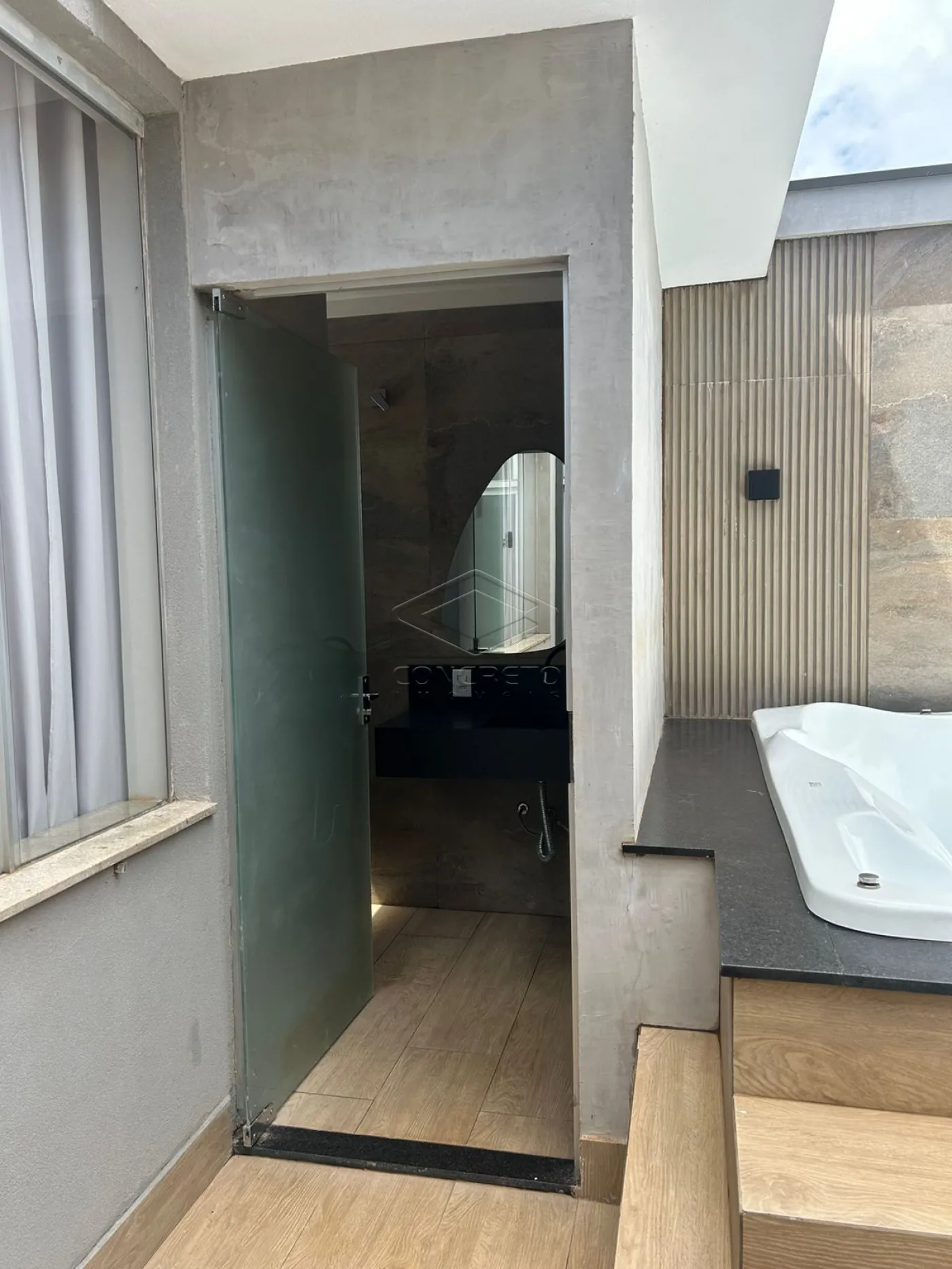 Alugar Casa / Padr&atilde;o em Len&ccedil;&oacute;is Paulista R$ 3.900,00 - Foto 28