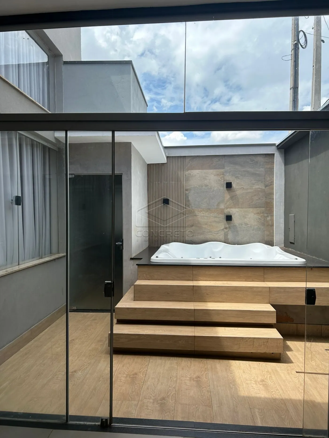 Alugar Casa / Padr&atilde;o em Len&ccedil;&oacute;is Paulista R$ 3.900,00 - Foto 31