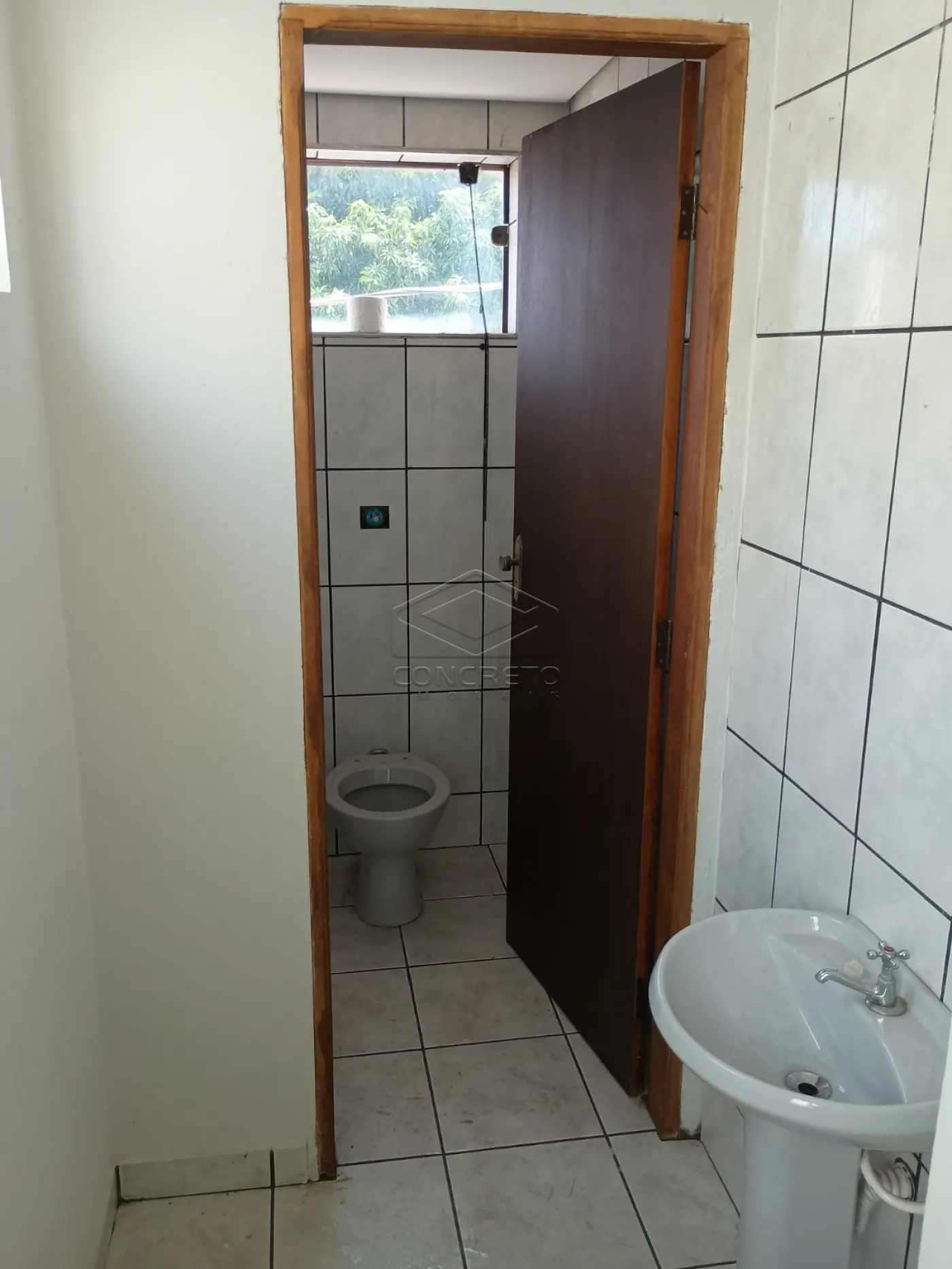 Alugar Comercial / Pr&eacute;dio Comercial em Len&ccedil;&oacute;is Paulista R$ 2.300,00 - Foto 5