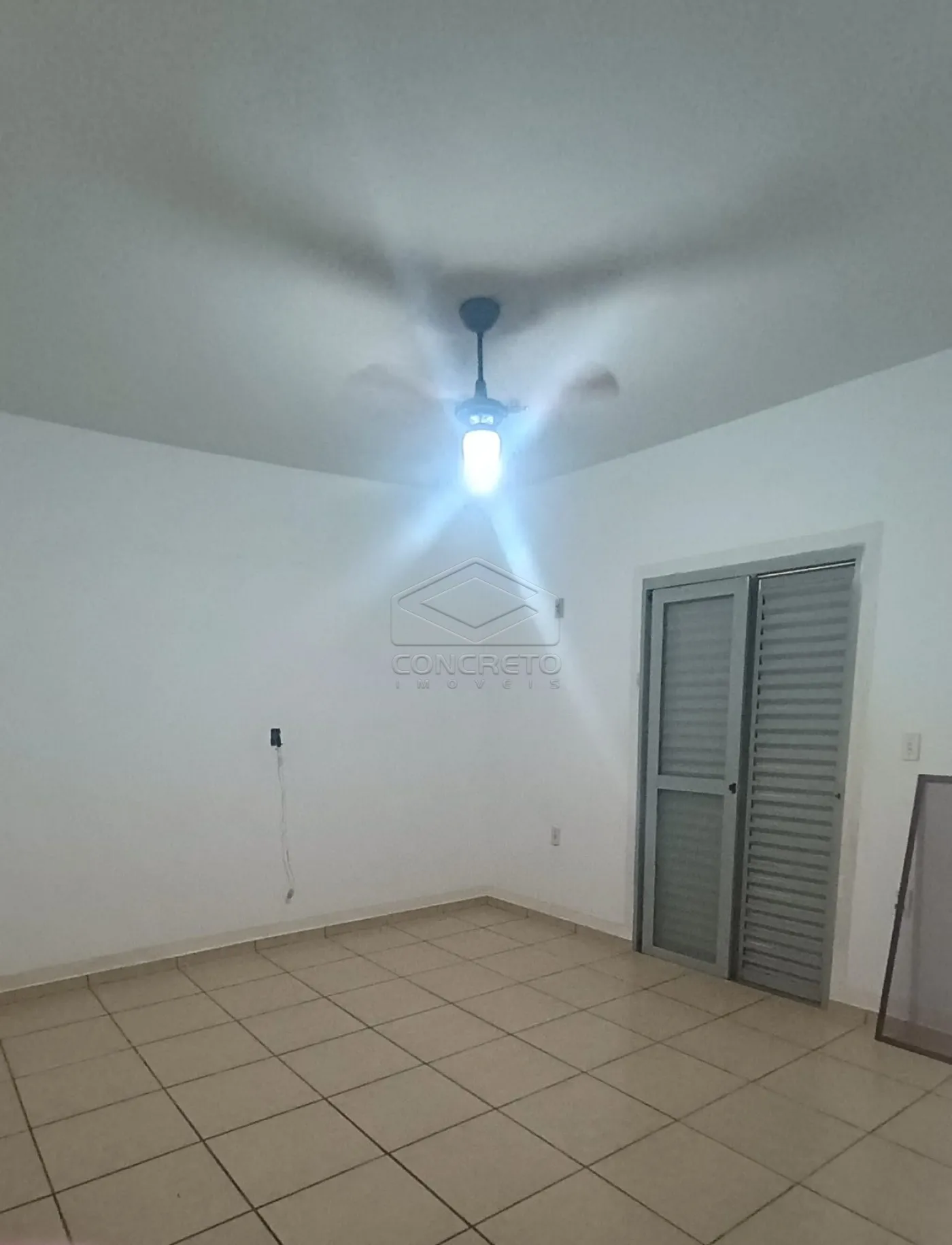 Alugar Casa / Resid&ecirc;ncia em Len&ccedil;&oacute;is Paulista R$ 2.500,00 - Foto 10