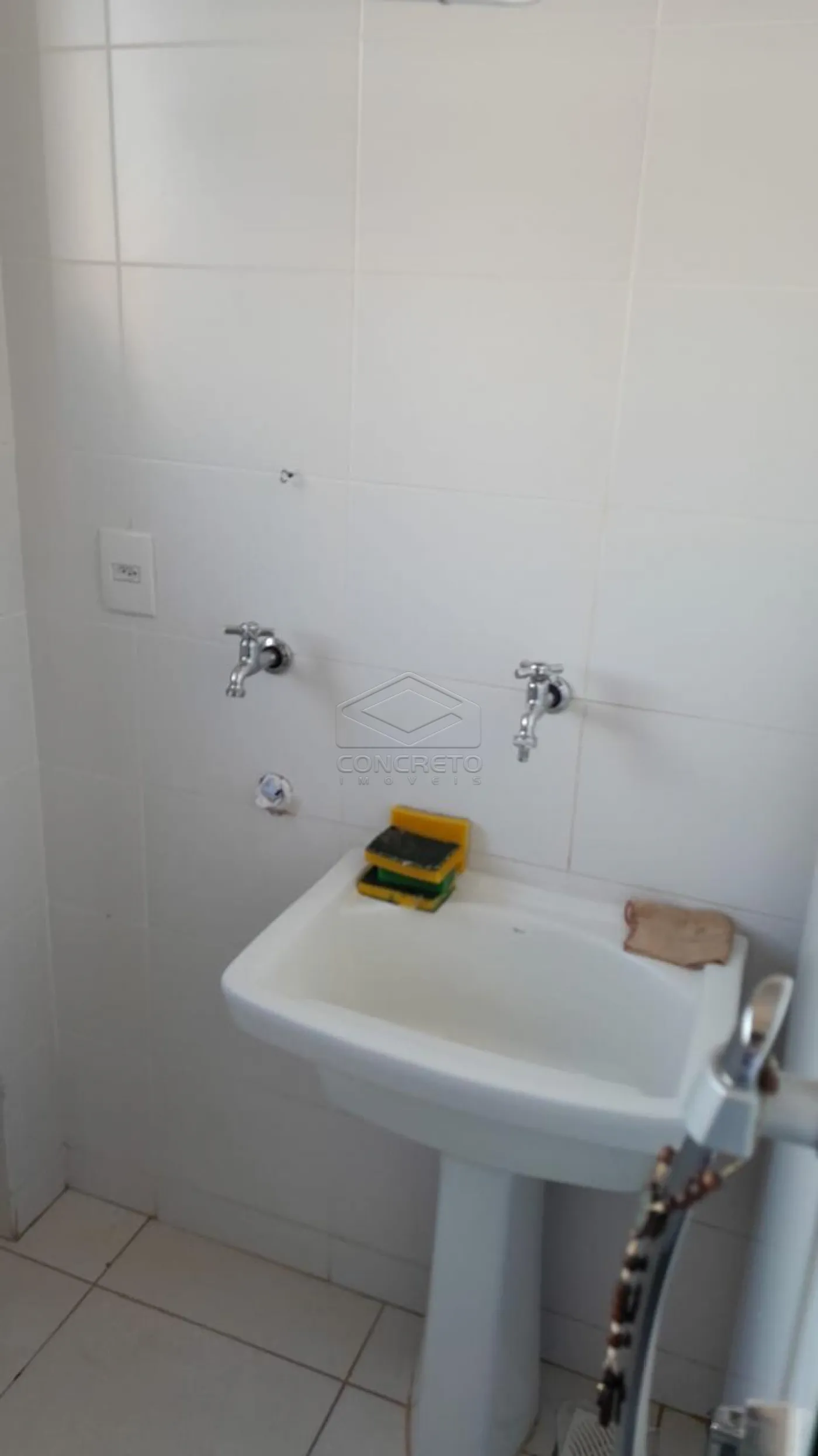 Alugar Apartamento / Padr&atilde;o em Len&ccedil;&oacute;is Paulista R$ 2.500,00 - Foto 7