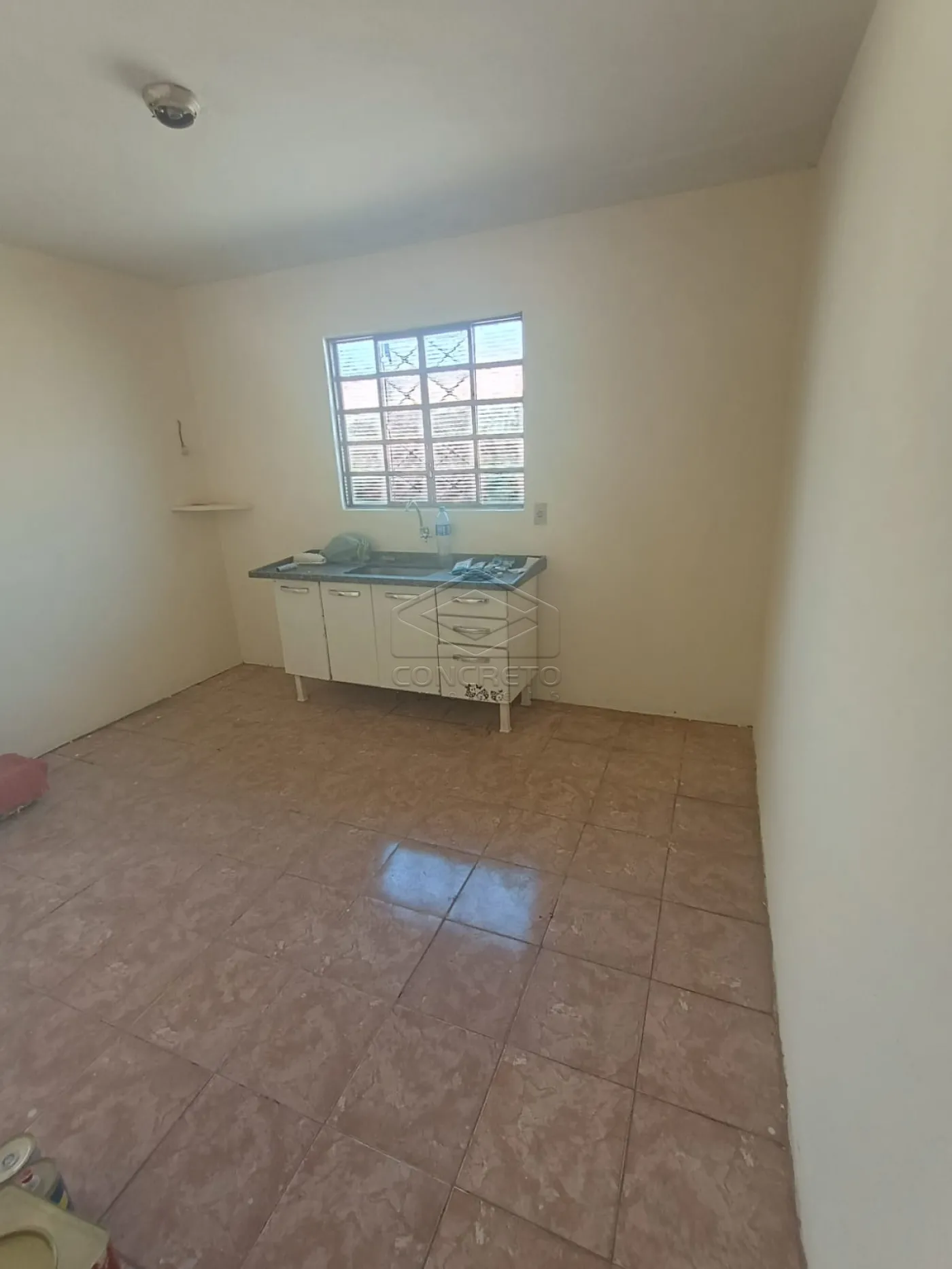 Alugar Casa / Padr&atilde;o em Len&ccedil;&oacute;is Paulista R$ 1.300,00 - Foto 7