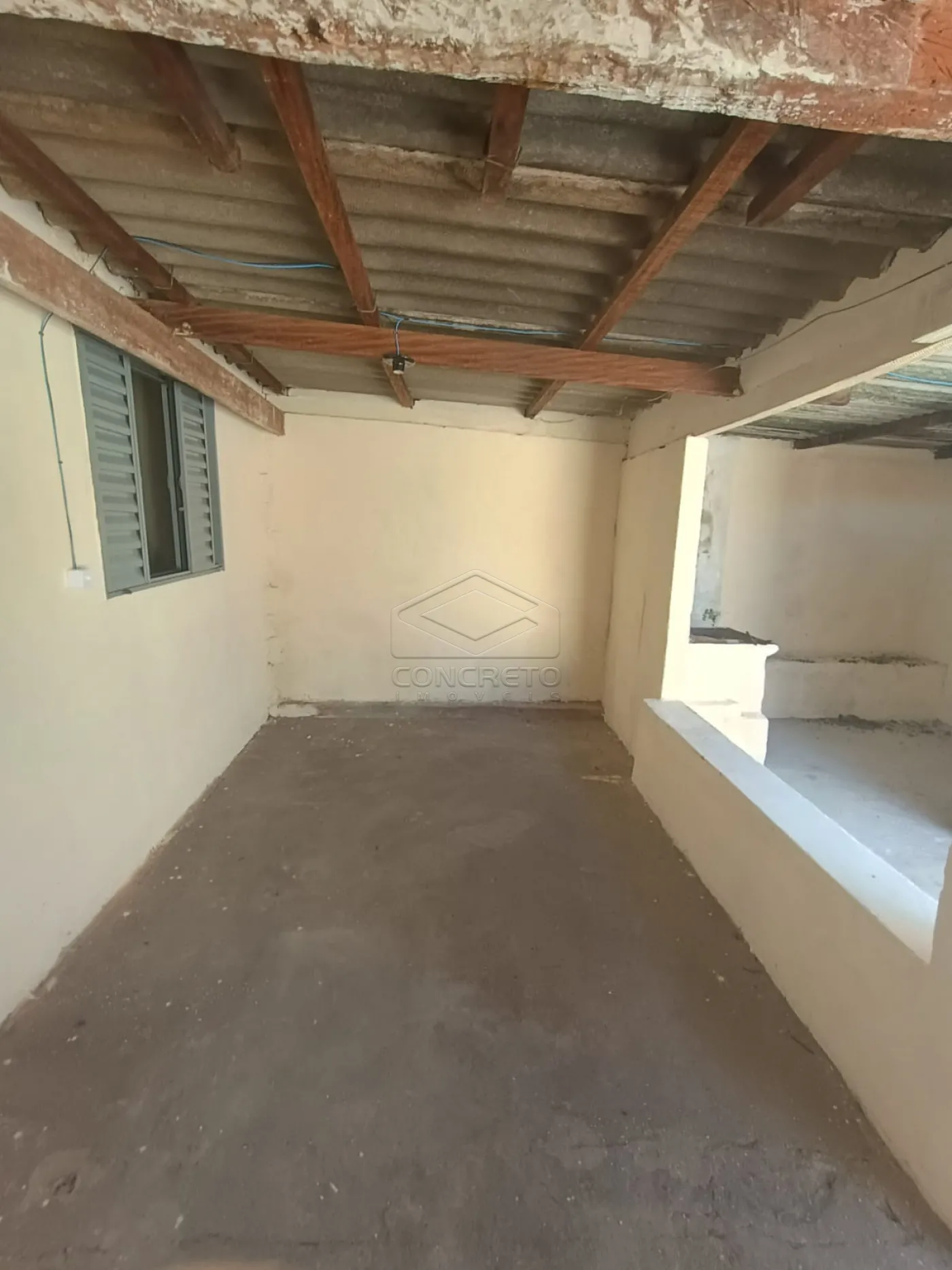 Alugar Casa / Padr&atilde;o em Len&ccedil;&oacute;is Paulista R$ 1.300,00 - Foto 8