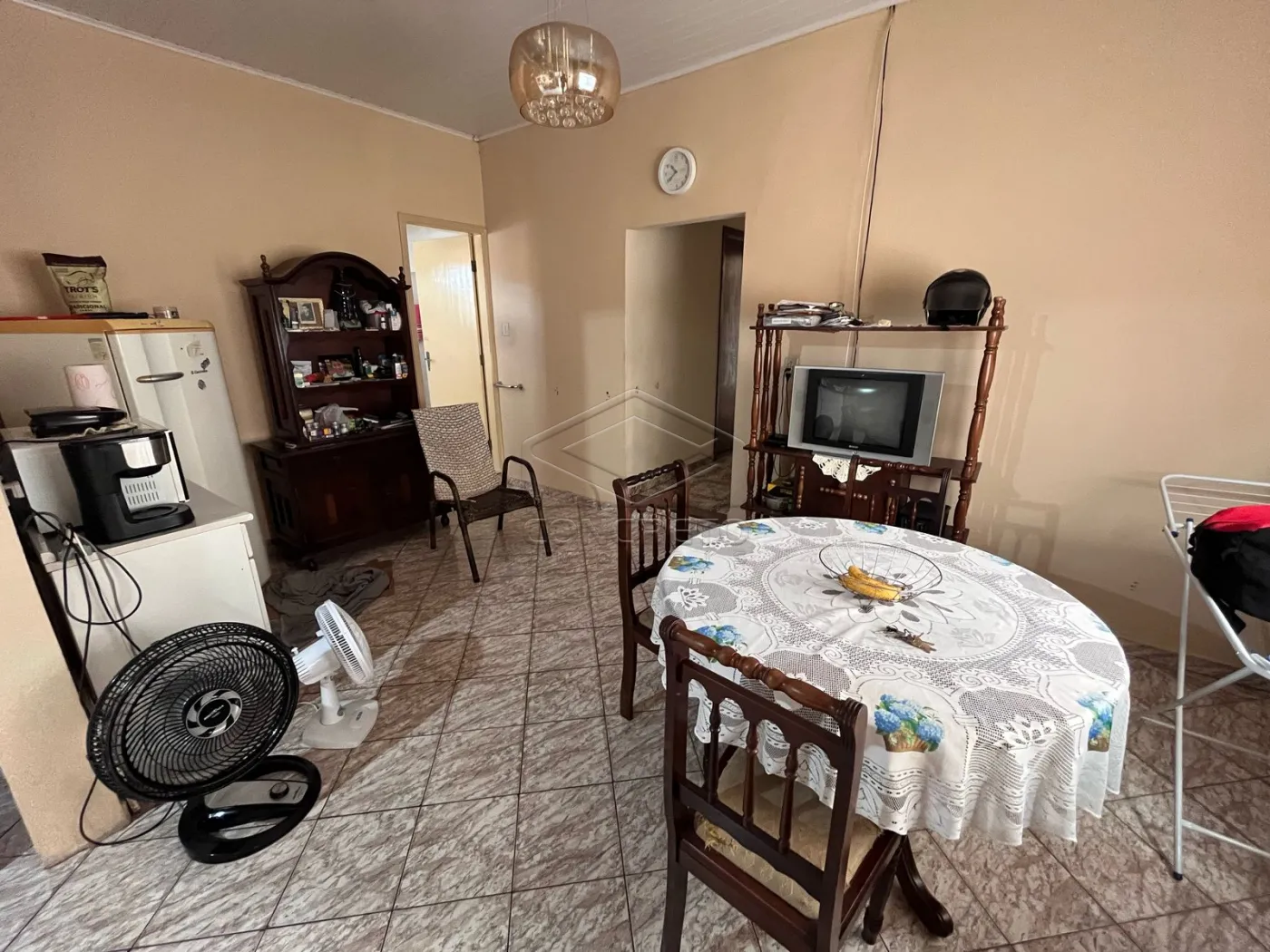 Comprar Casa / Resid&ecirc;ncia em Len&ccedil;&oacute;is Paulista R$ 300.000,00 - Foto 3